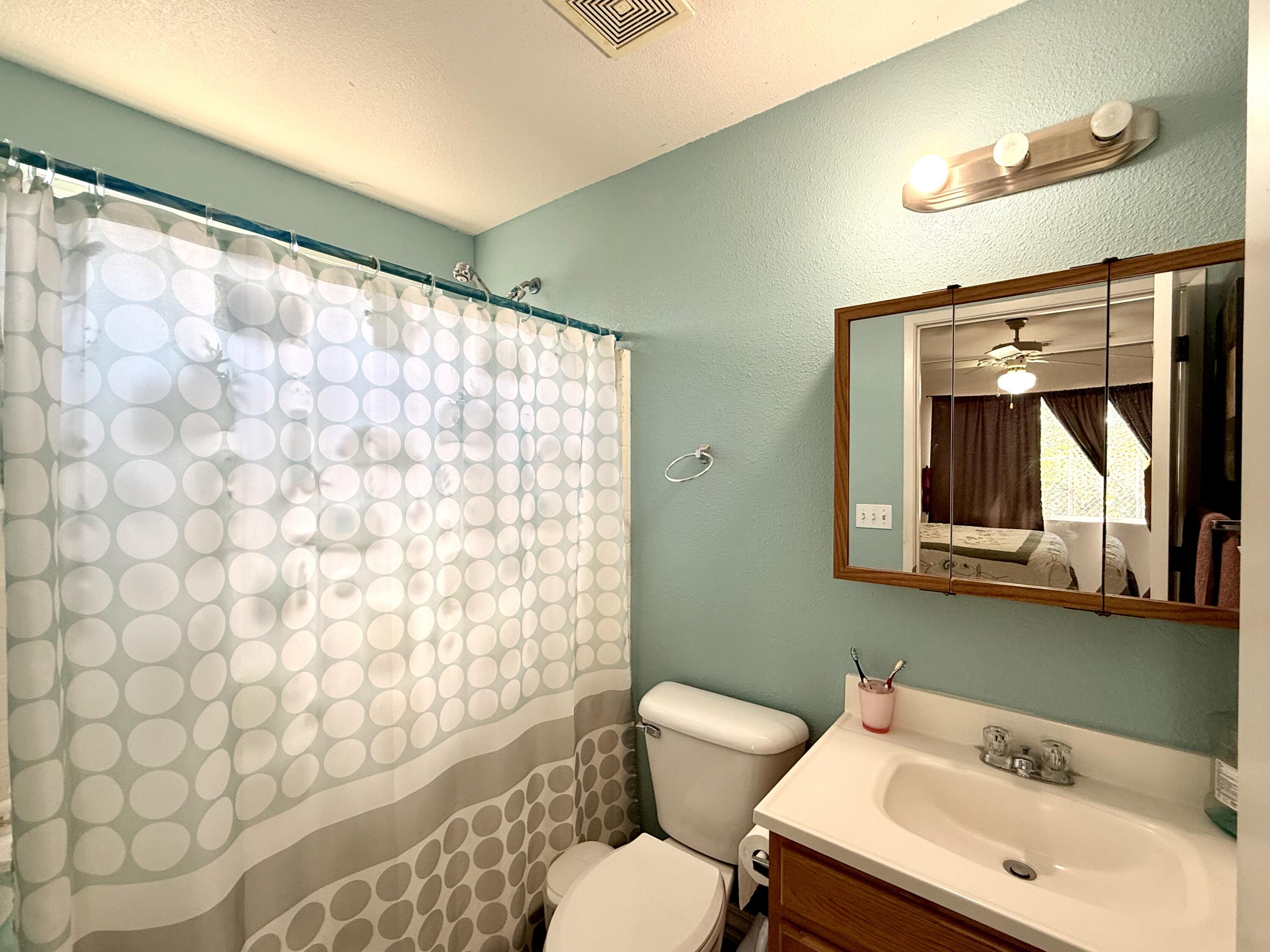291 Rio Vista Ave, Porterville, CA 93257