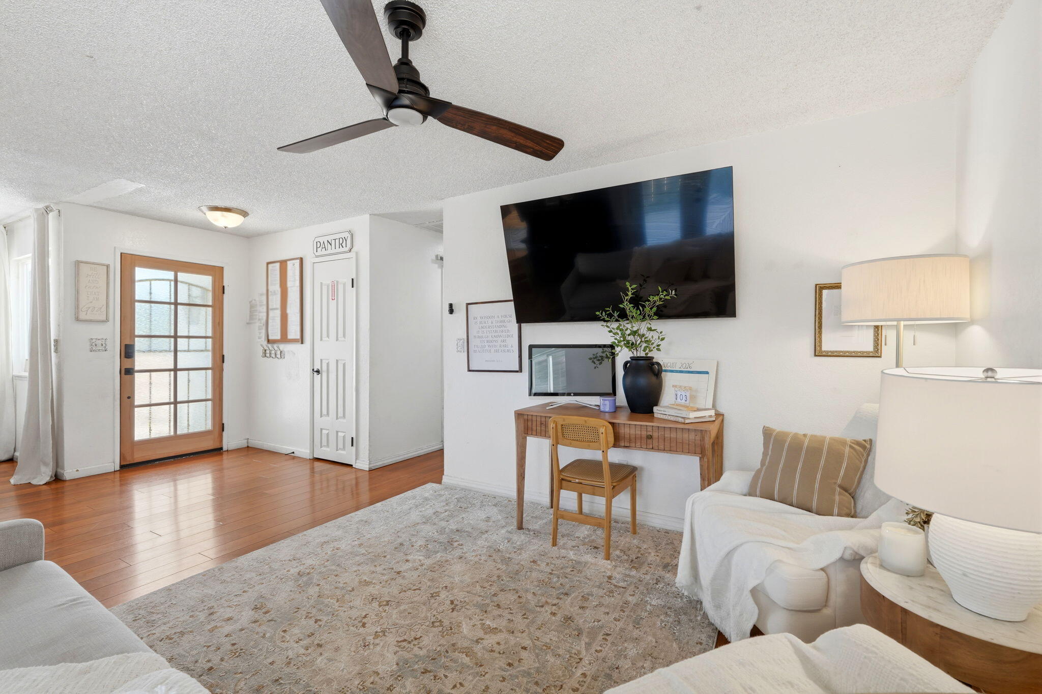1740 W Perez, Visalia, CA 93291