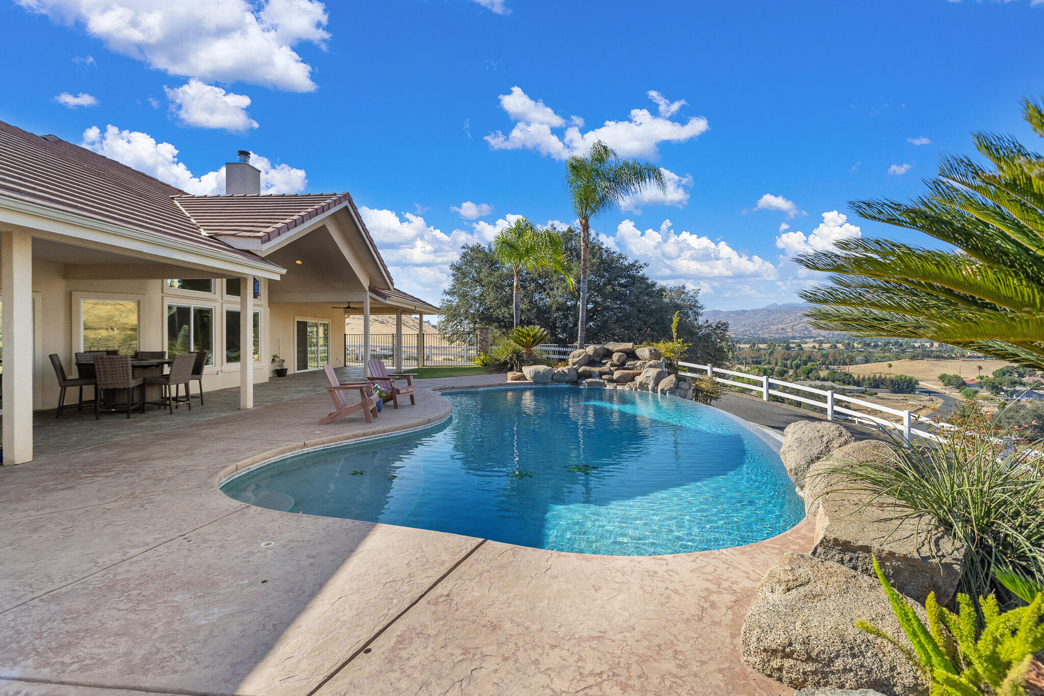 16489 Goat Ranch Rd, Springville, CA 93265