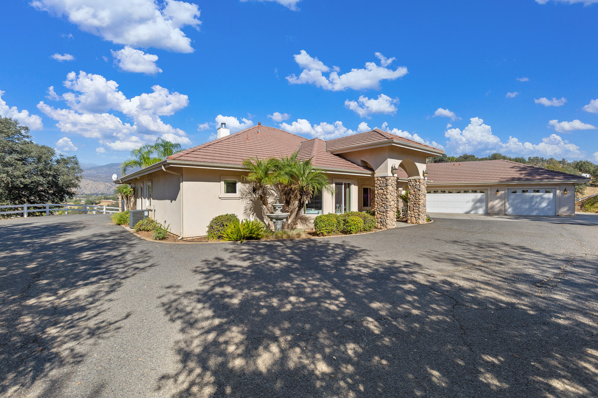 16489 Goat Ranch Rd, Springville, CA 93265