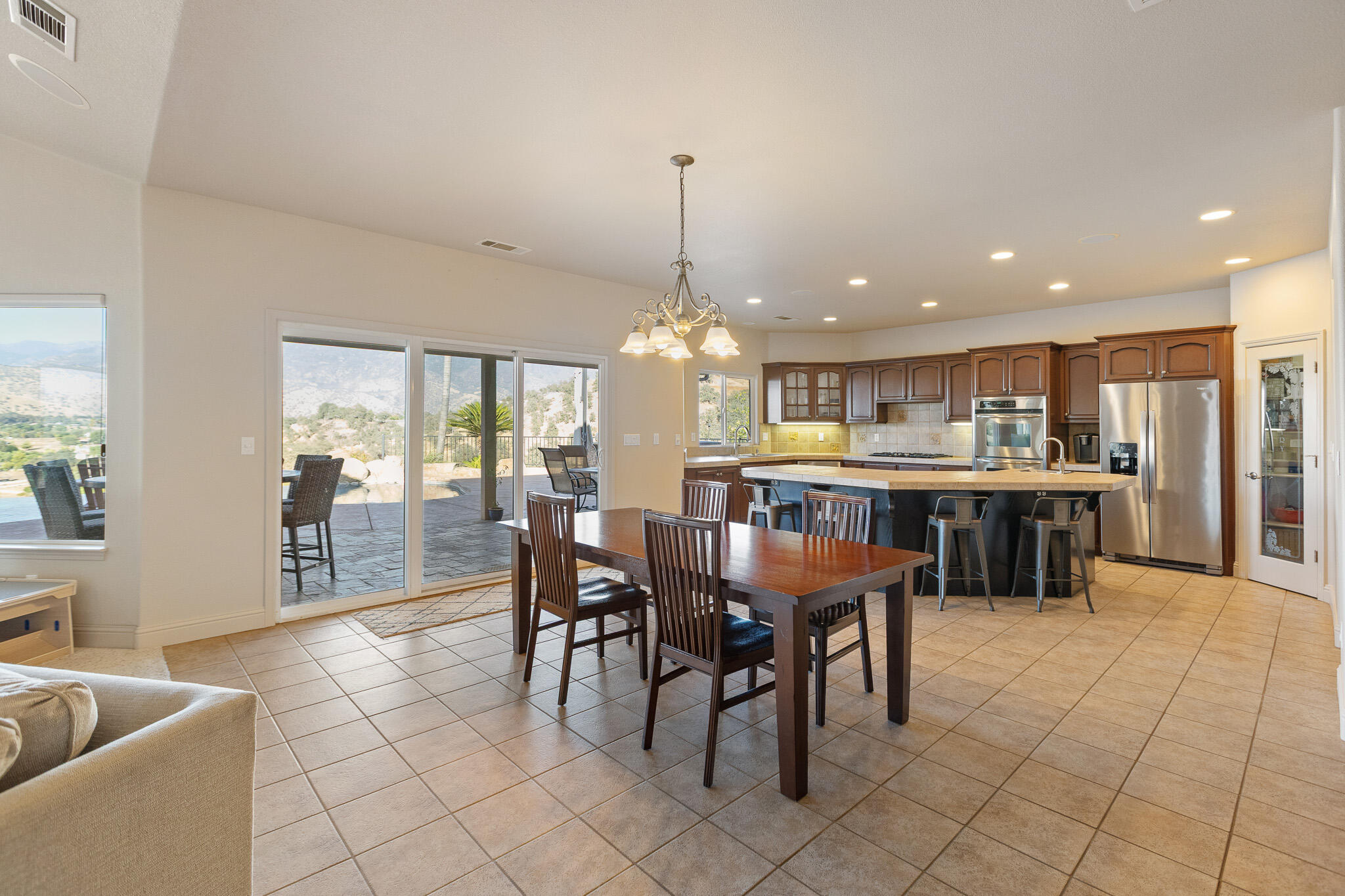16489 Goat Ranch Rd, Springville, CA 93265