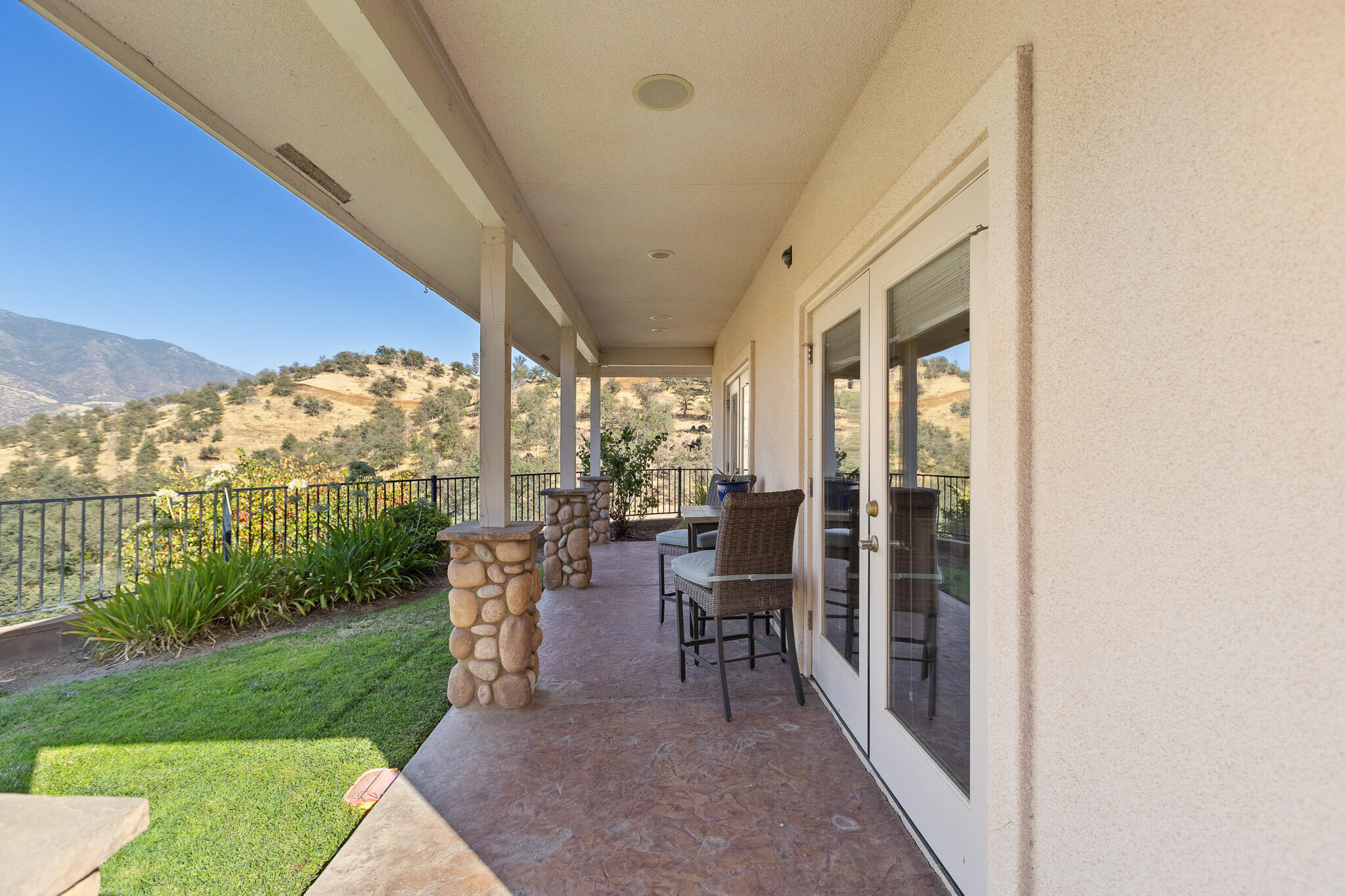 16489 Goat Ranch Rd, Springville, CA 93265
