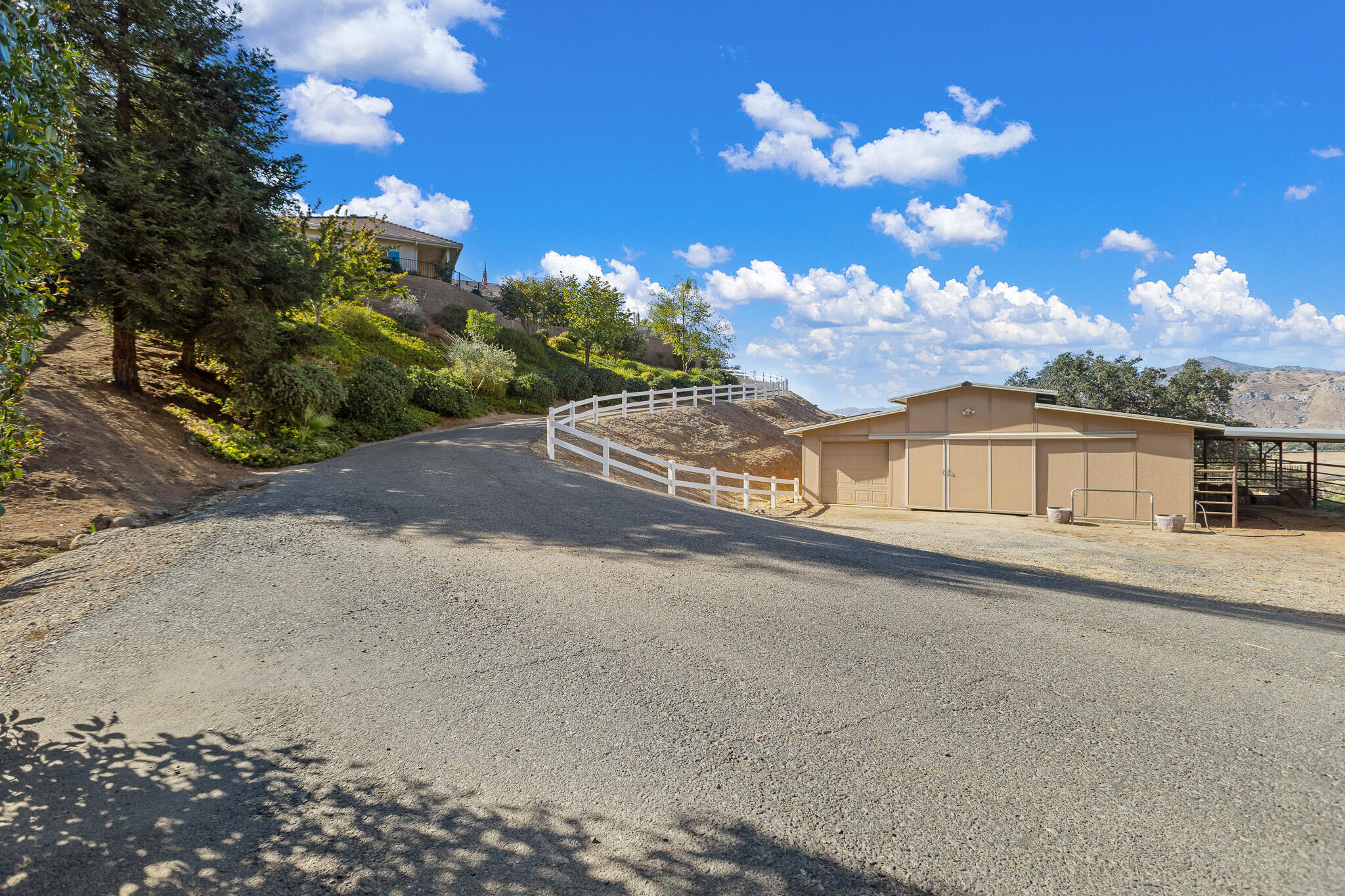 16489 Goat Ranch Rd, Springville, CA 93265