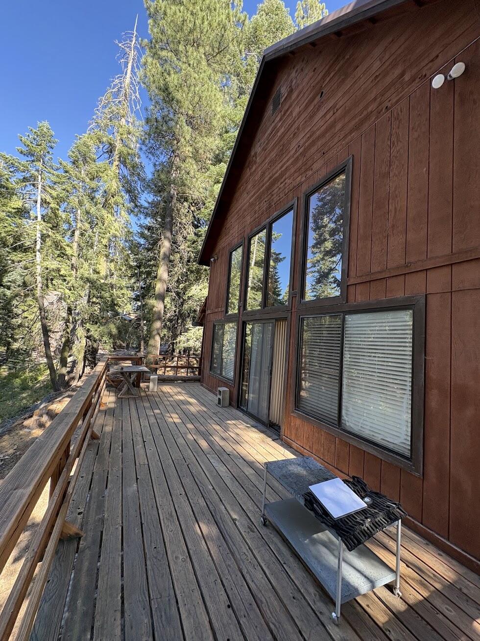 58072 Summit Dr, Springville, CA 93265
