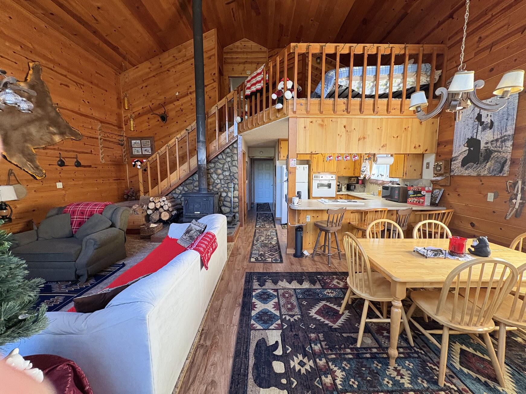 58072 Summit Dr, Springville, CA 93265