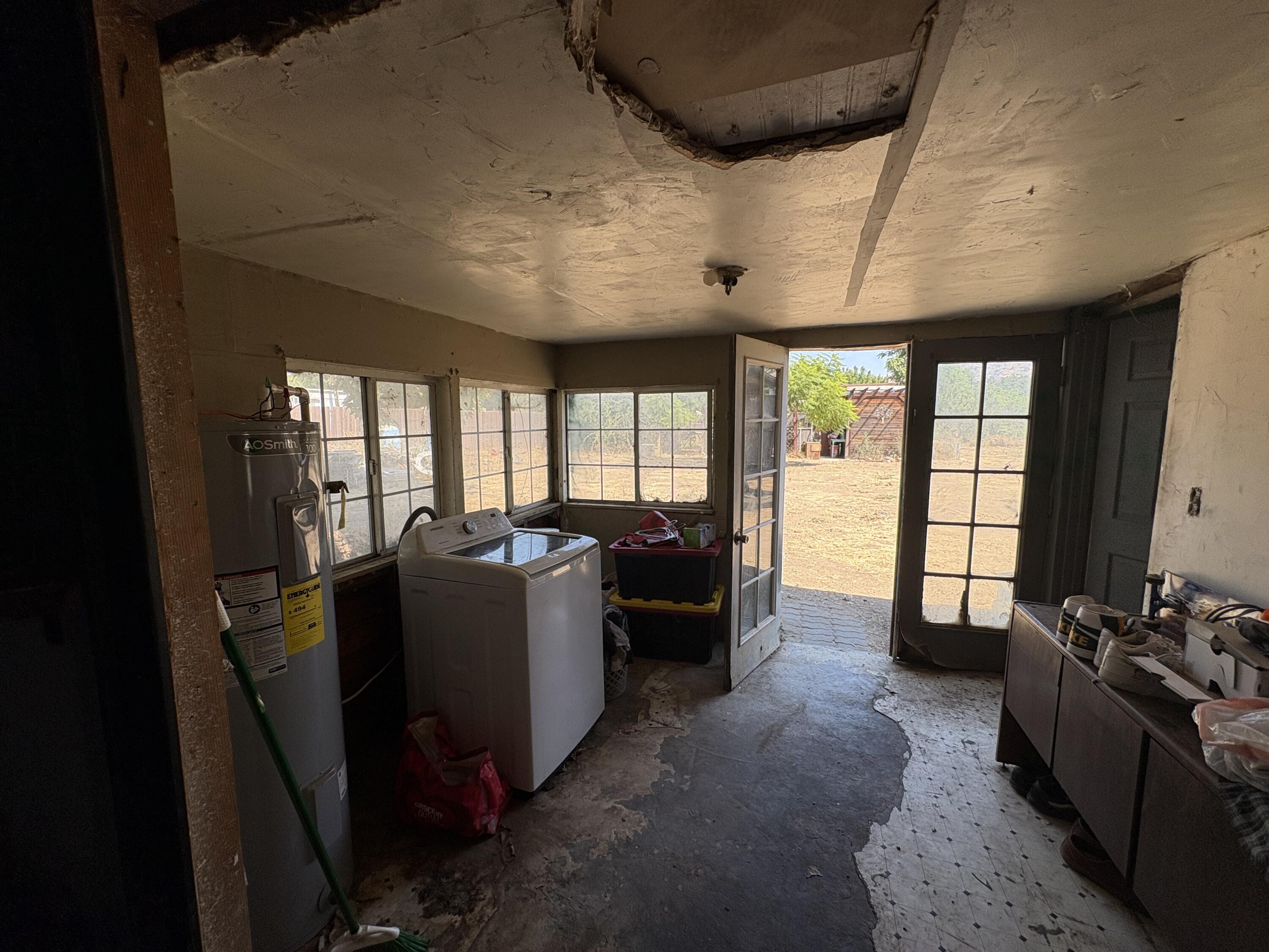 1704 E Springville Ave, Porterville, CA 93257