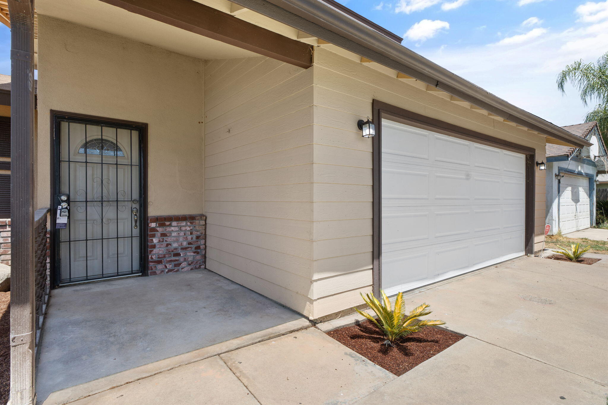 722 W Dove Ct, Visalia, CA 93291