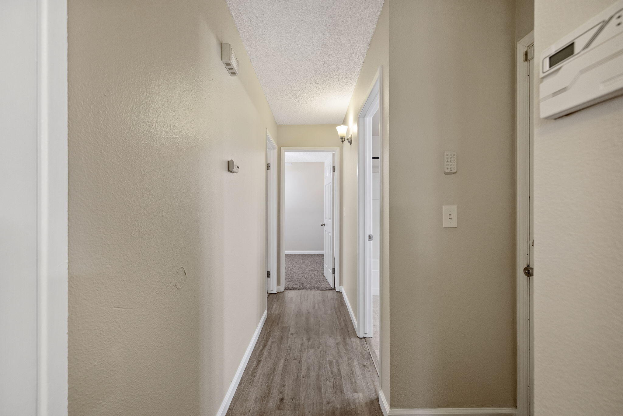 722 W Dove Ct, Visalia, CA 93291