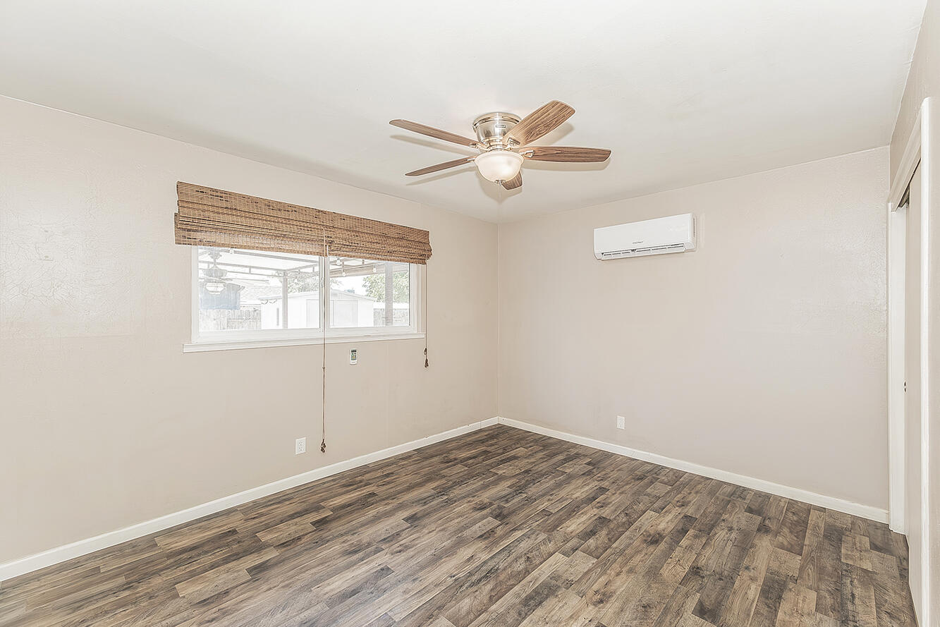 2014 N Kensington Way, Hanford, CA 93230