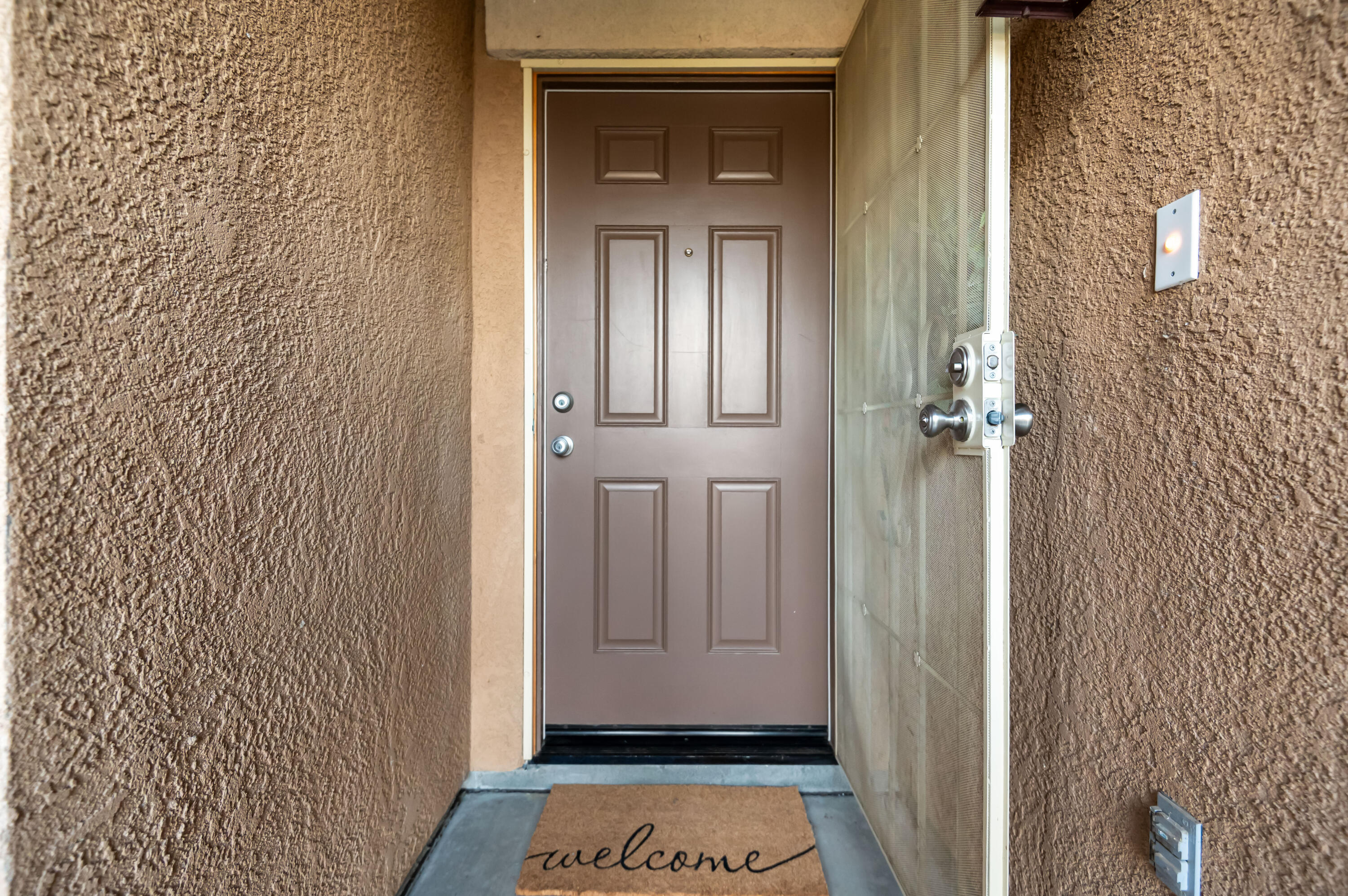 2544 E Arlen Ct, Visalia, CA 93292