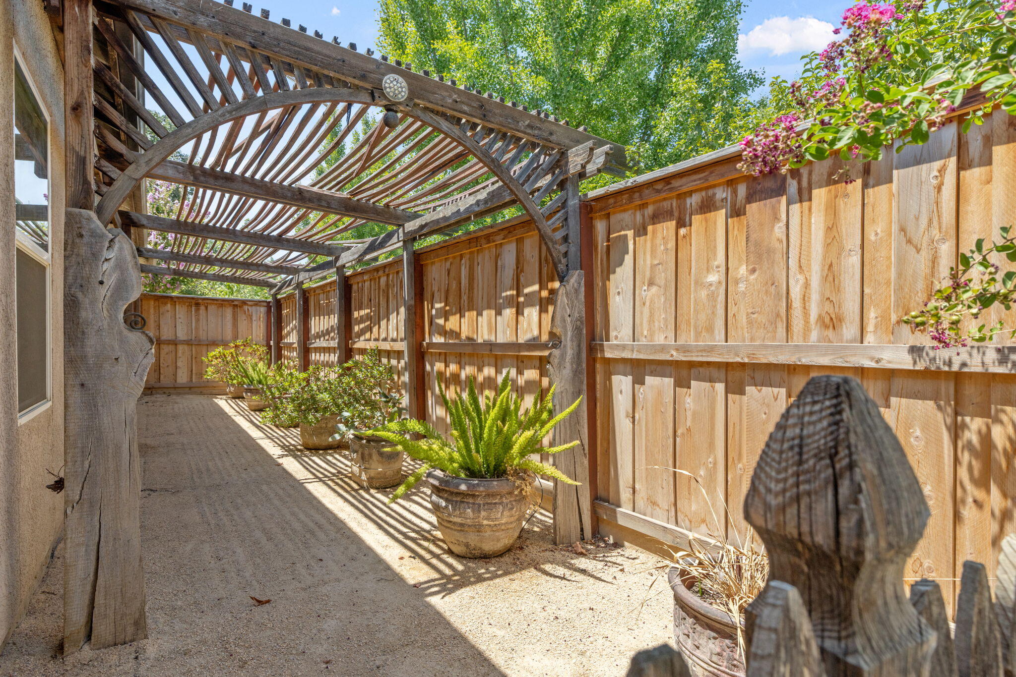 3634 N Jackie St, Visalia, CA 93291