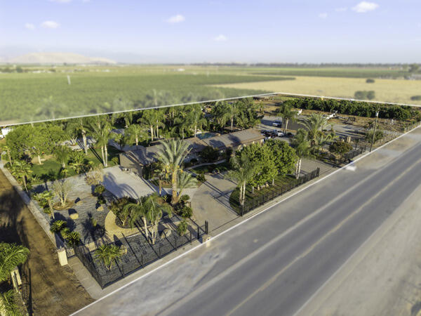 38368 Road 132, Cutler, CA 93615