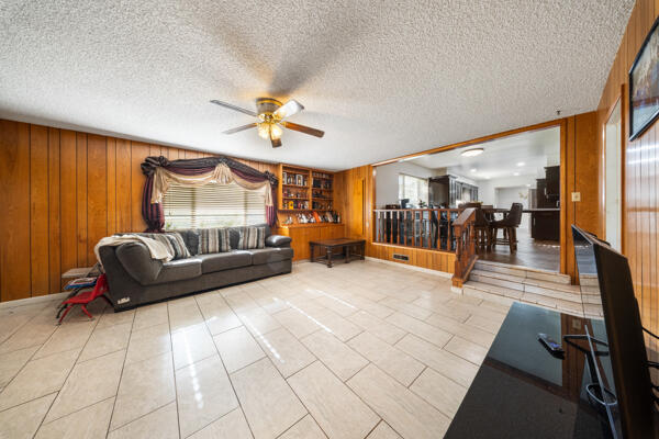38368 Road 132, Cutler, CA 93615
