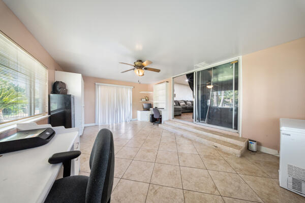 38368 Road 132, Cutler, CA 93615