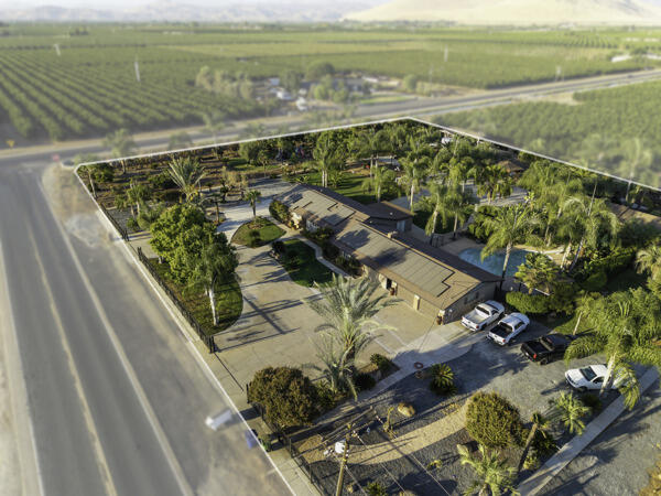 38368 Road 132, Cutler, CA 93615