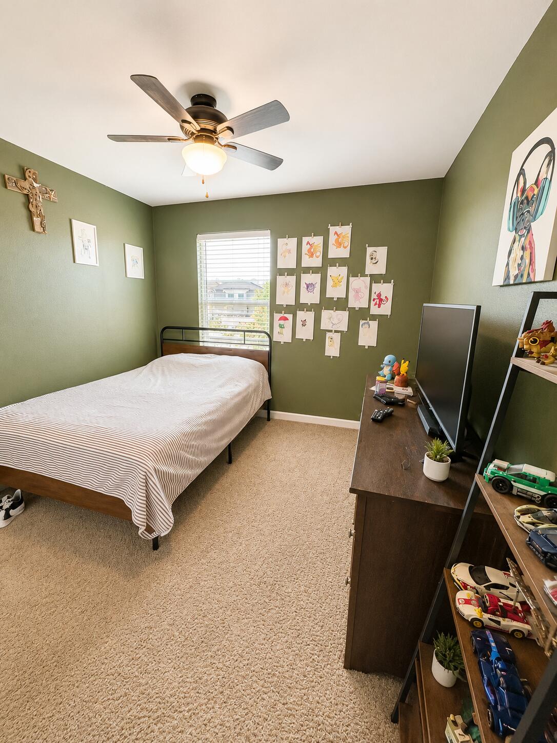 3710 E Kaweah Ave, Visalia, CA 93292