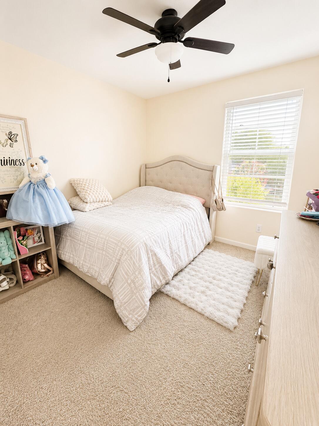 3710 E Kaweah Ave, Visalia, CA 93292
