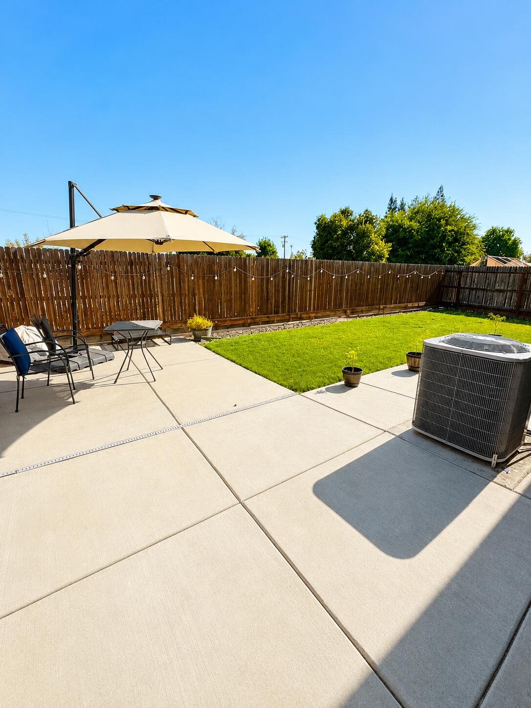 3710 E Kaweah Ave, Visalia, CA 93292