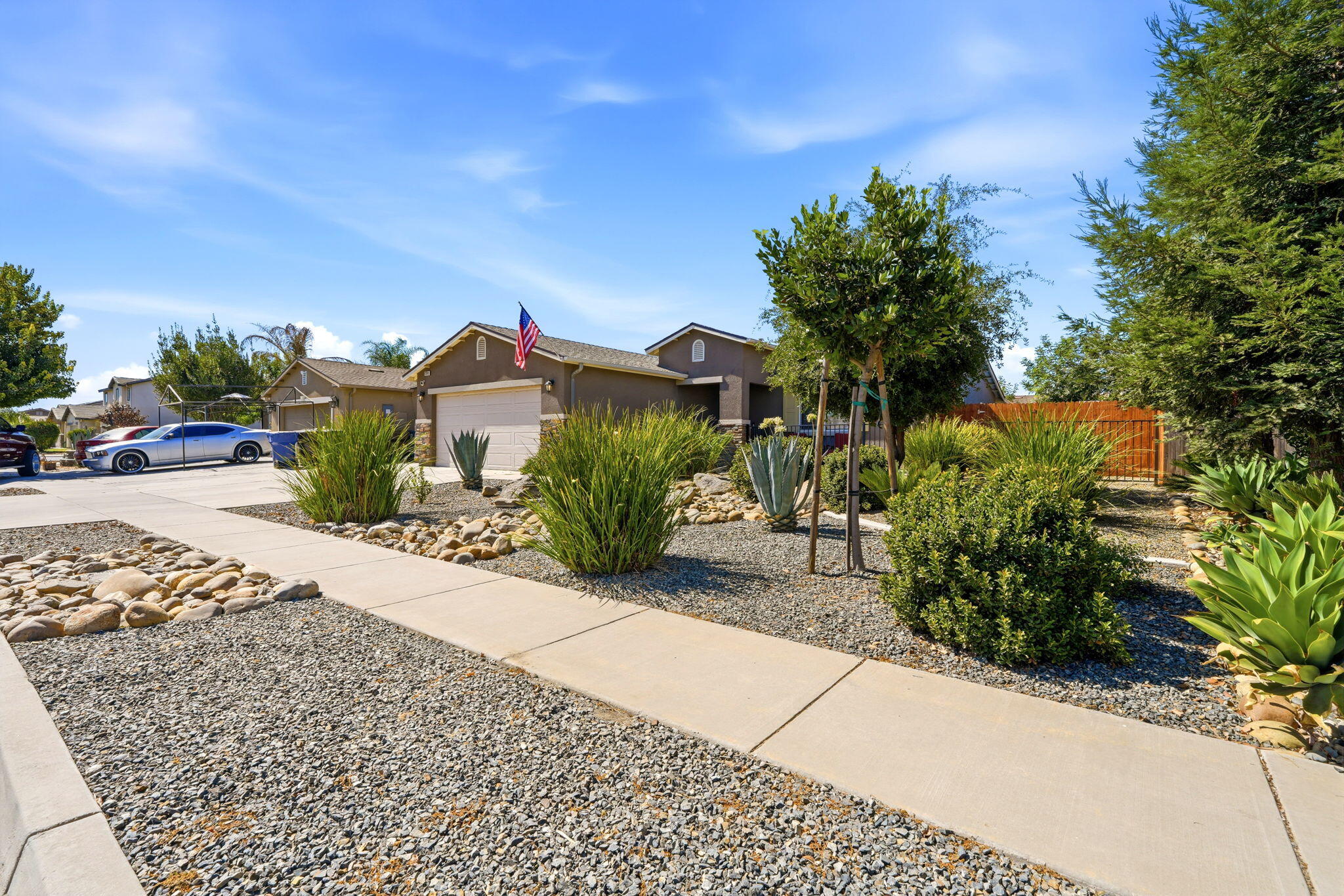 2244 Eldridge Ave, Tulare, CA 93274
