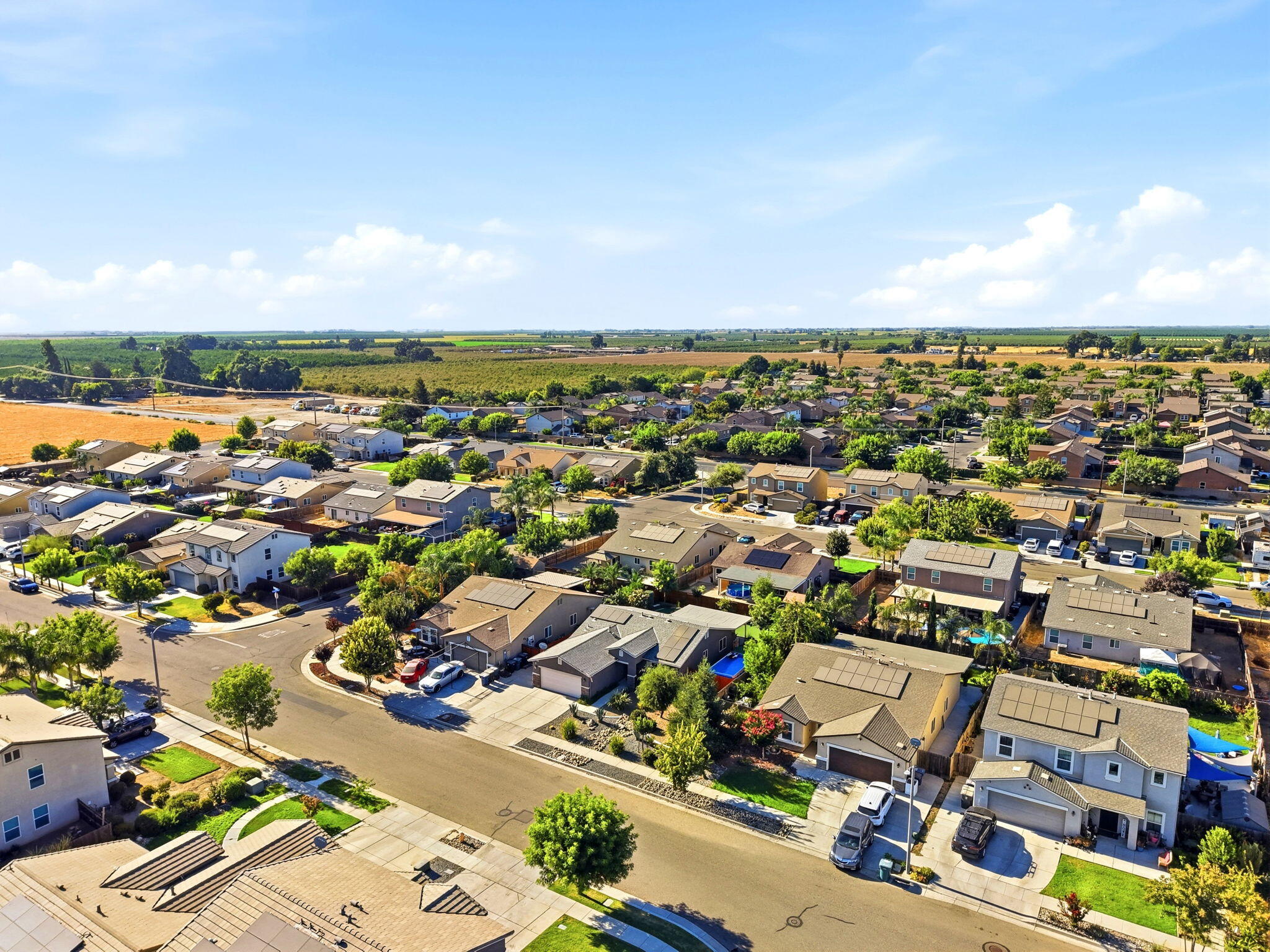 2244 Eldridge Ave, Tulare, CA 93274