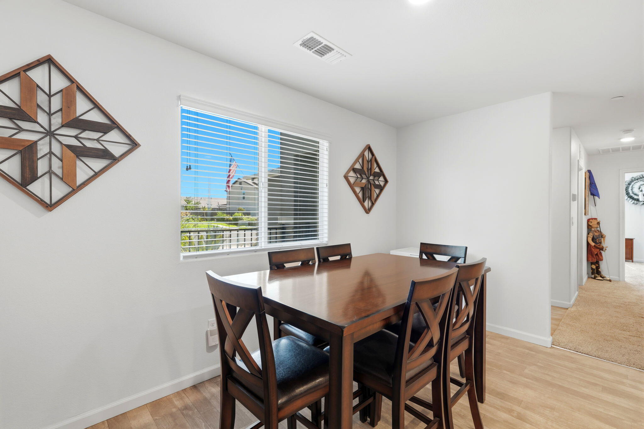 2244 Eldridge Ave, Tulare, CA 93274