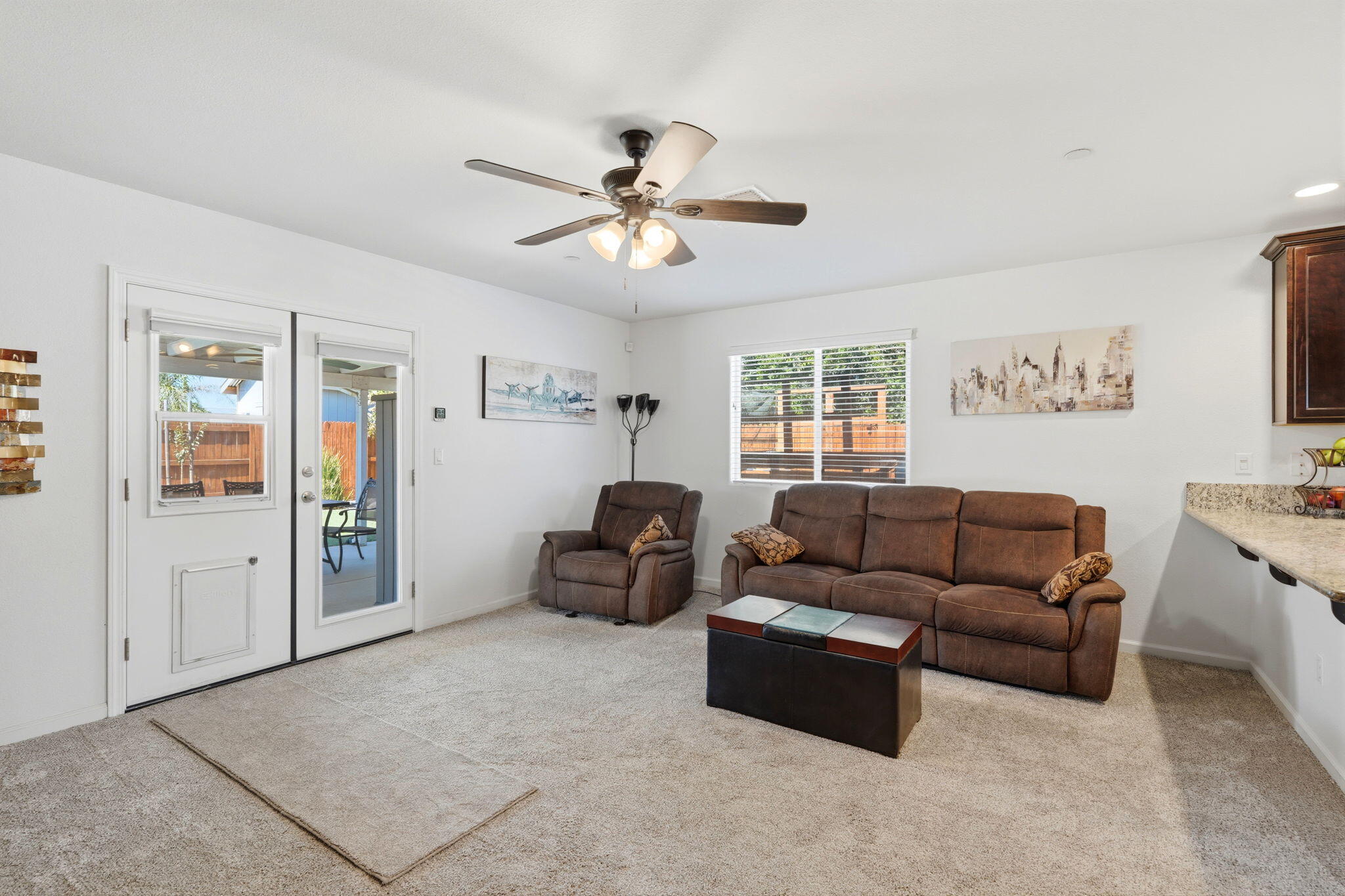 2244 Eldridge Ave, Tulare, CA 93274