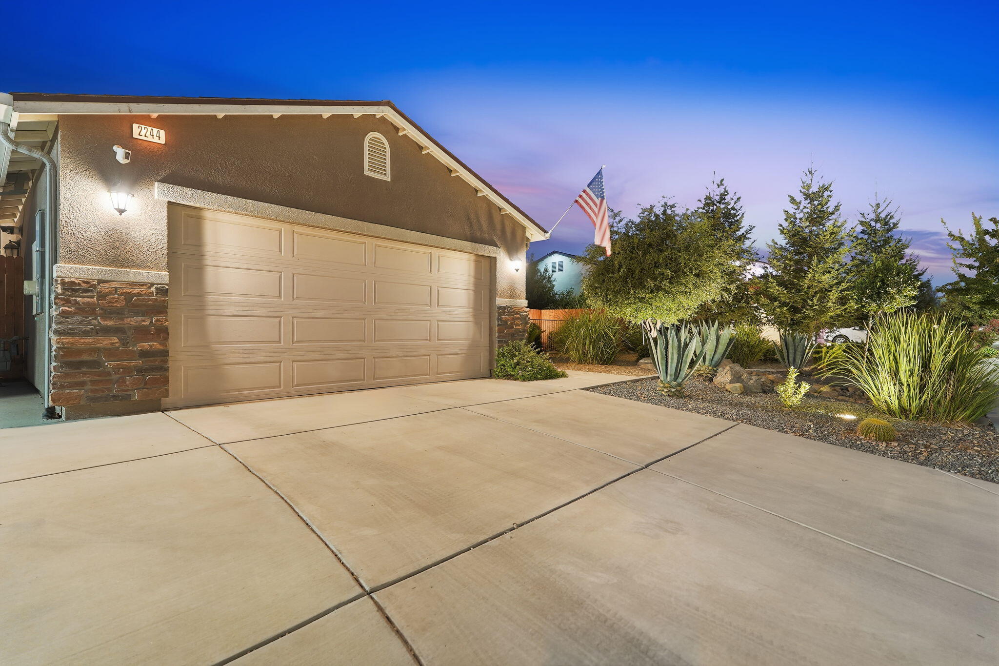 2244 Eldridge Ave, Tulare, CA 93274