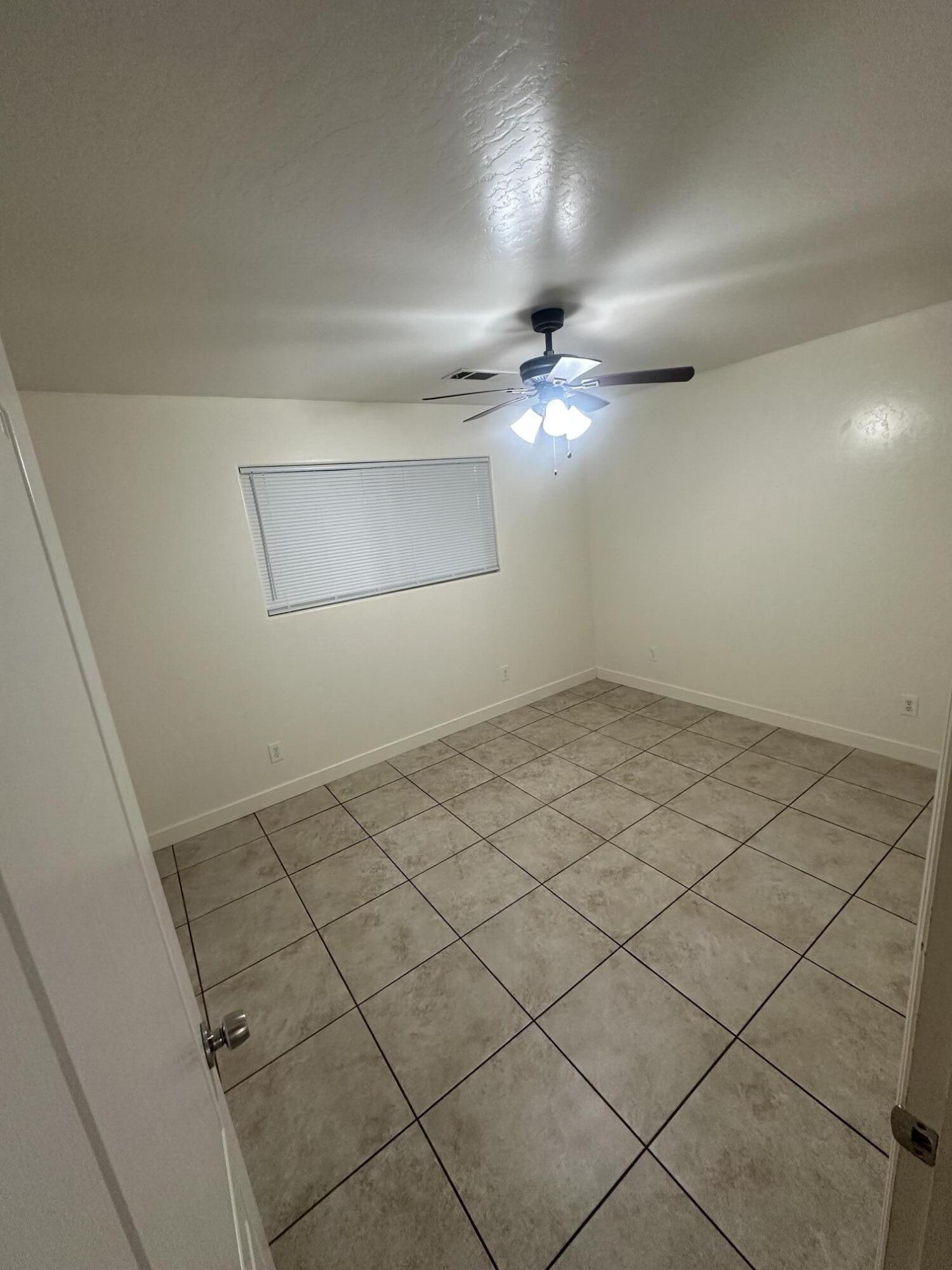 1561 W Juliet, Tulare, CA 93274