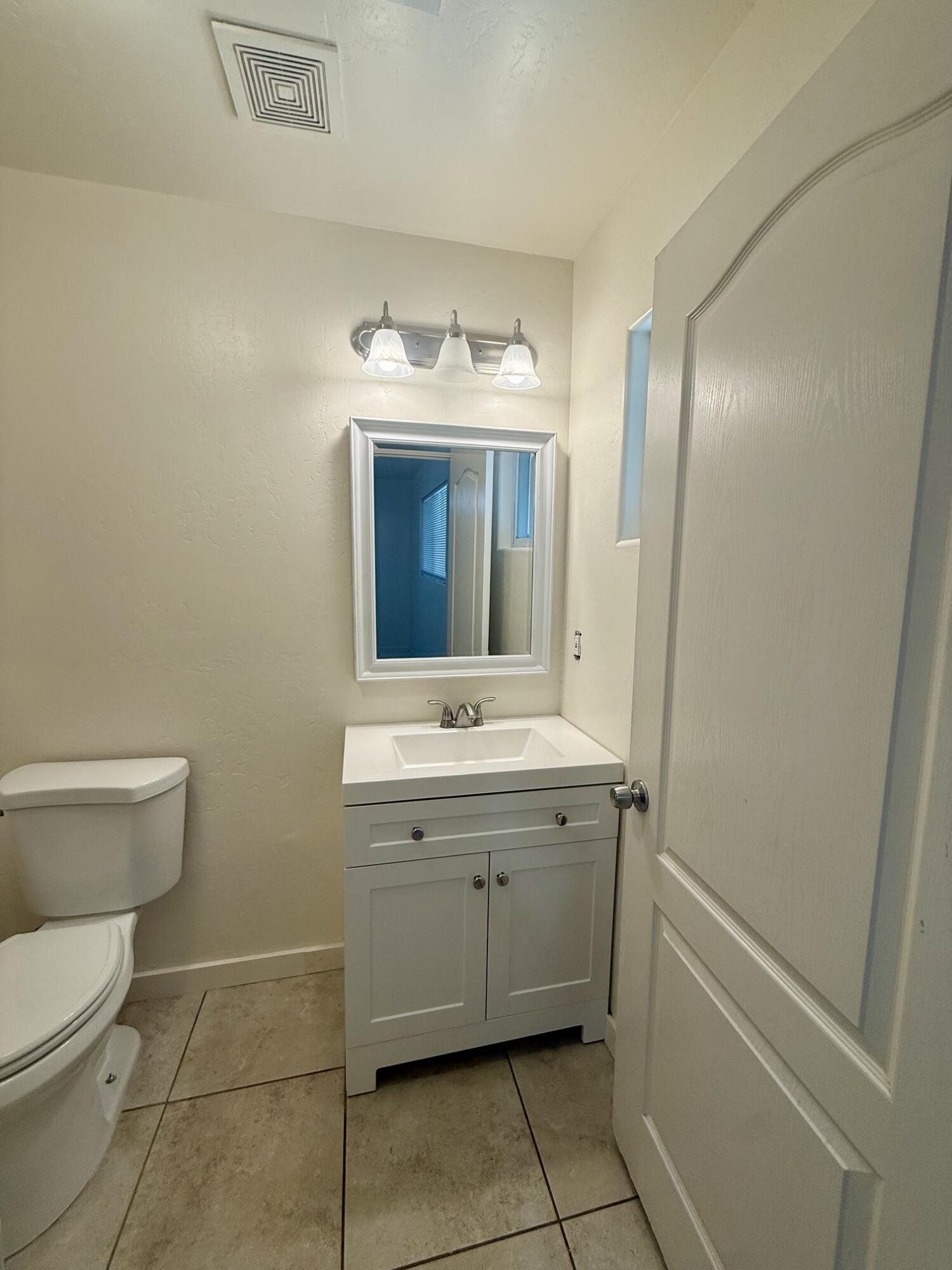 1561 W Juliet, Tulare, CA 93274