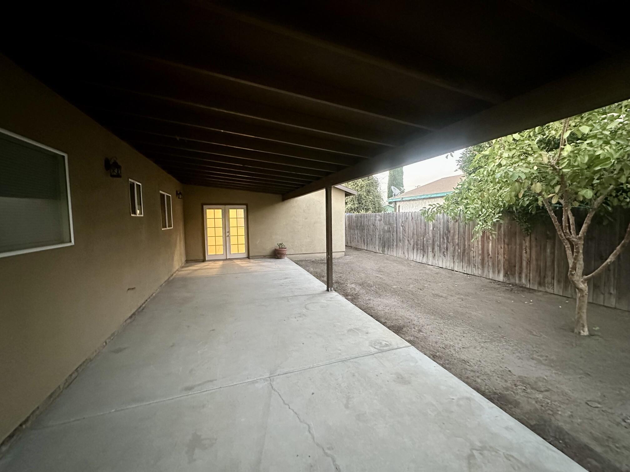 1561 W Juliet, Tulare, CA 93274