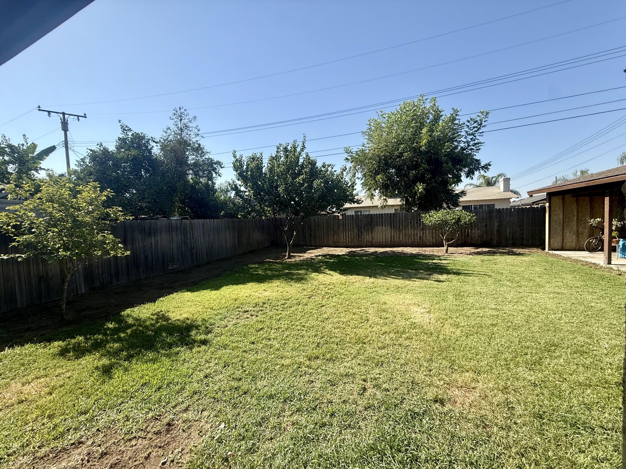 1561 W Juliet, Tulare, CA 93274