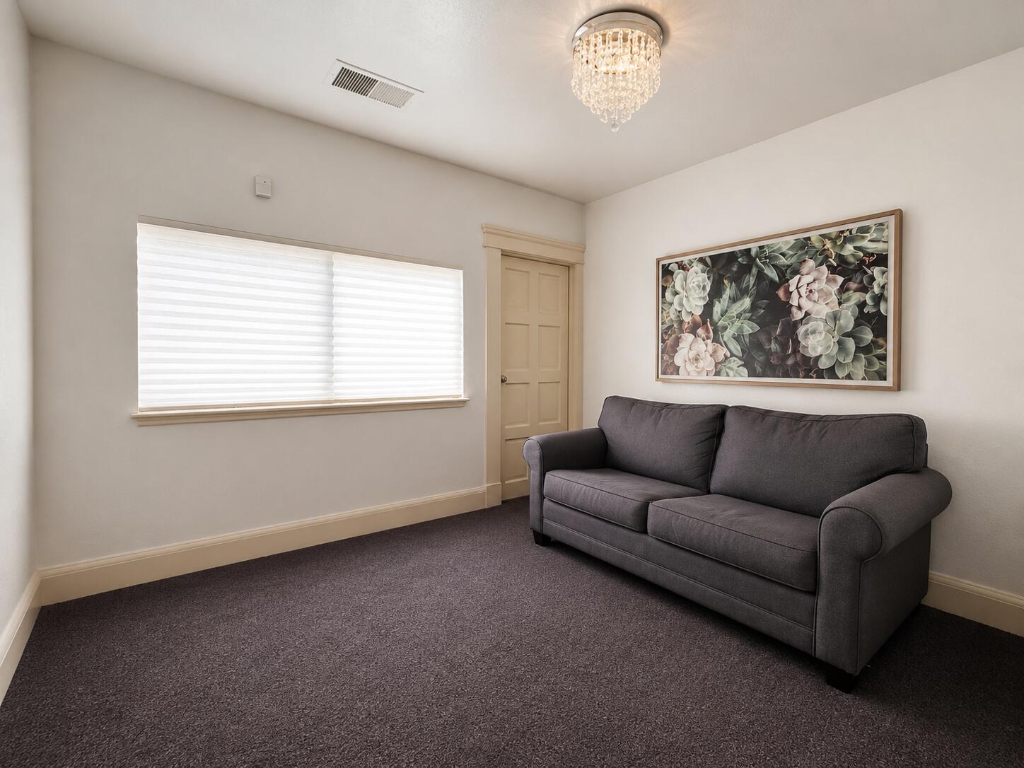 1041 S Kaweah Ave, Exeter, CA 93221