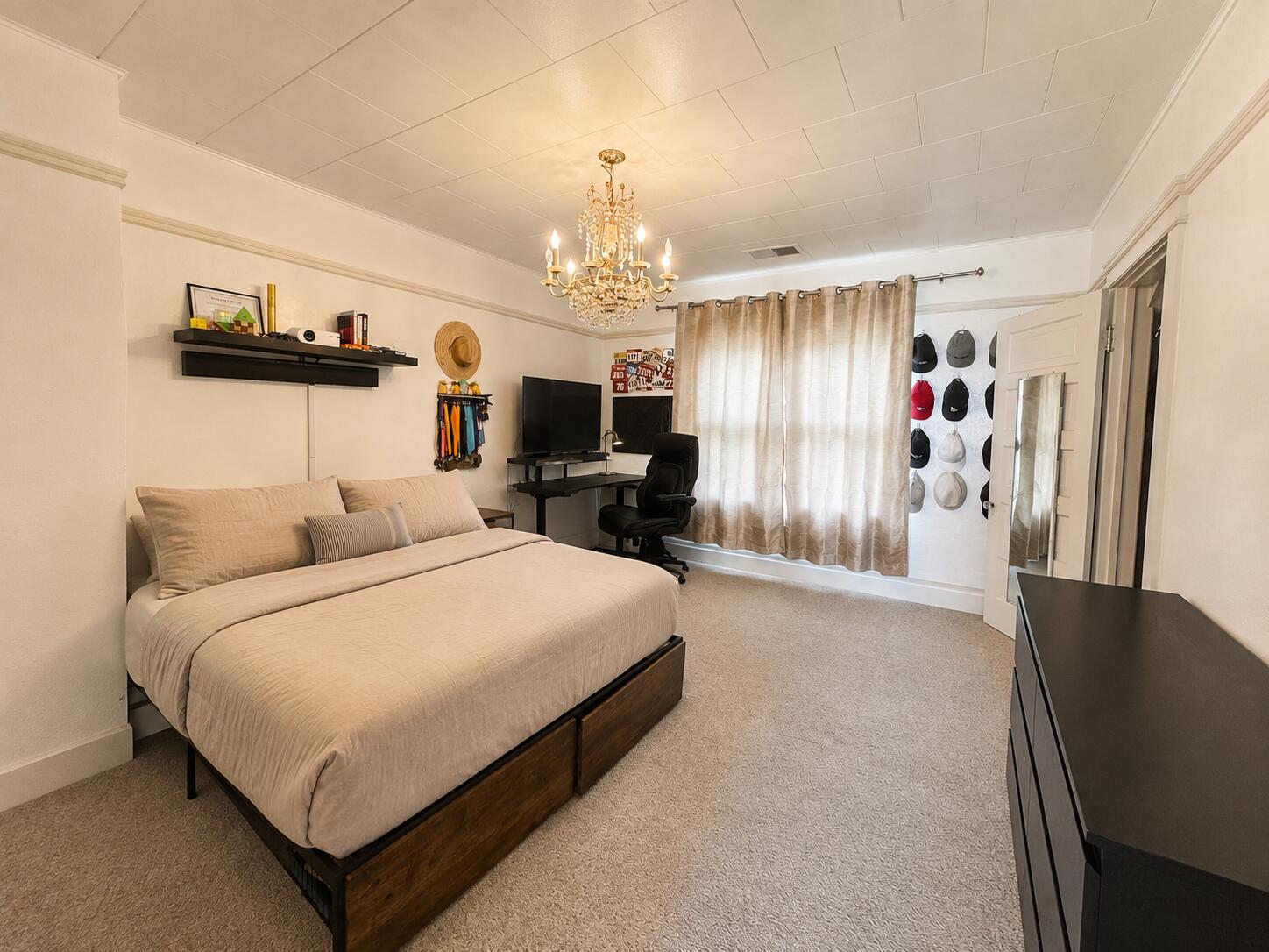 1041 S Kaweah Ave, Exeter, CA 93221