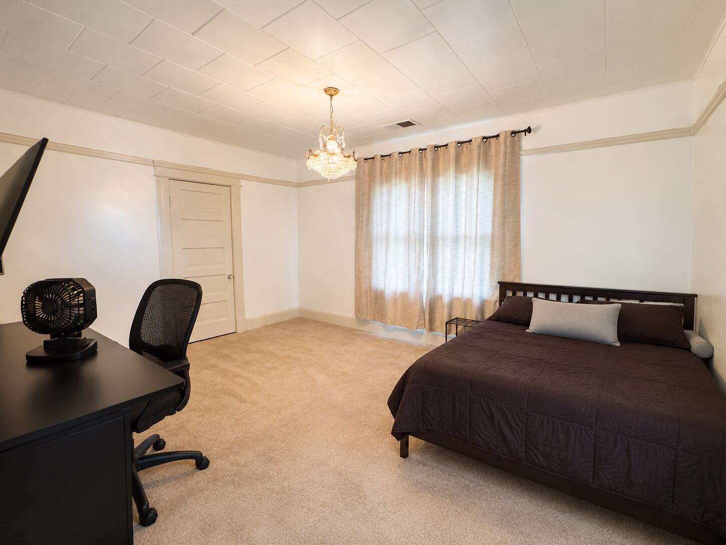 1041 S Kaweah Ave, Exeter, CA 93221