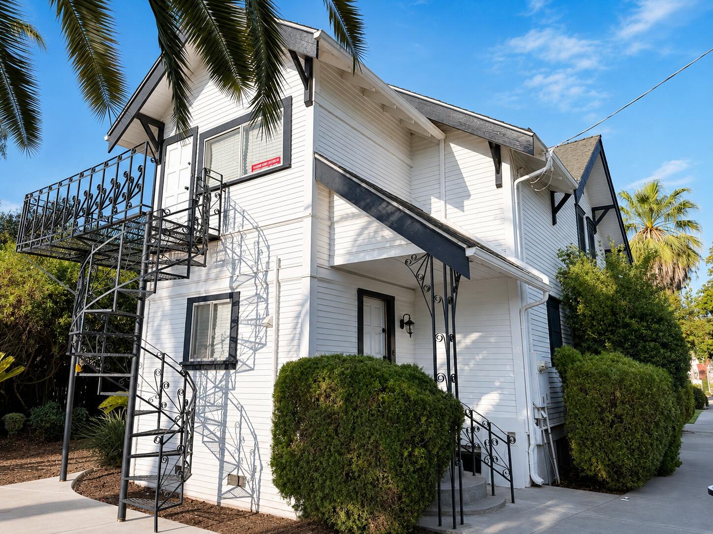1041 S Kaweah Ave, Exeter, CA 93221