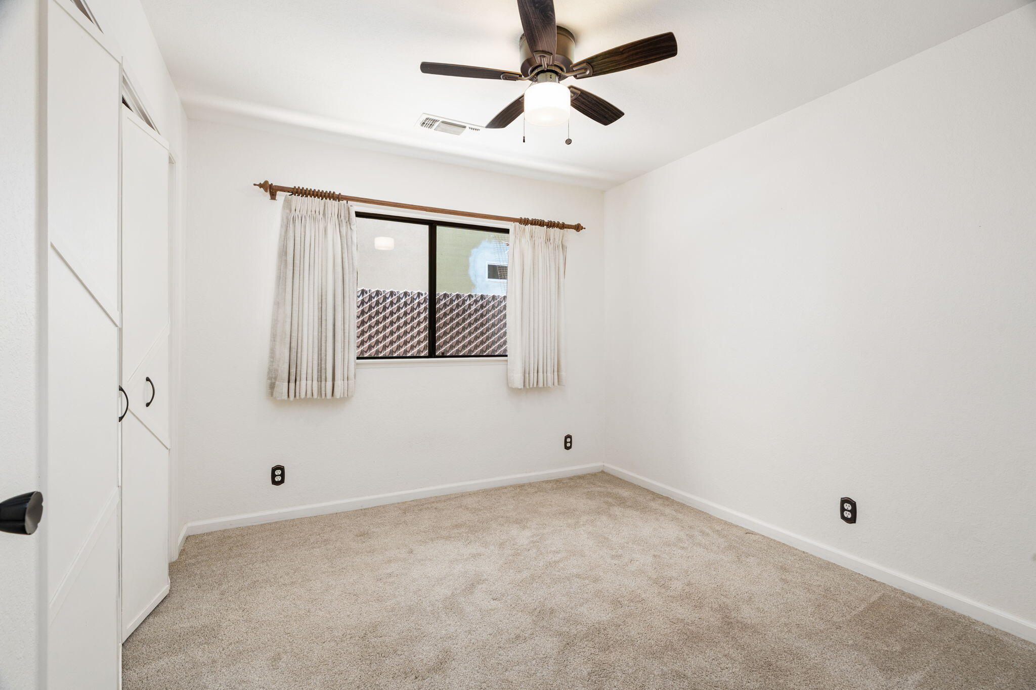 2212 Goldridge St, Selma, CA 93662