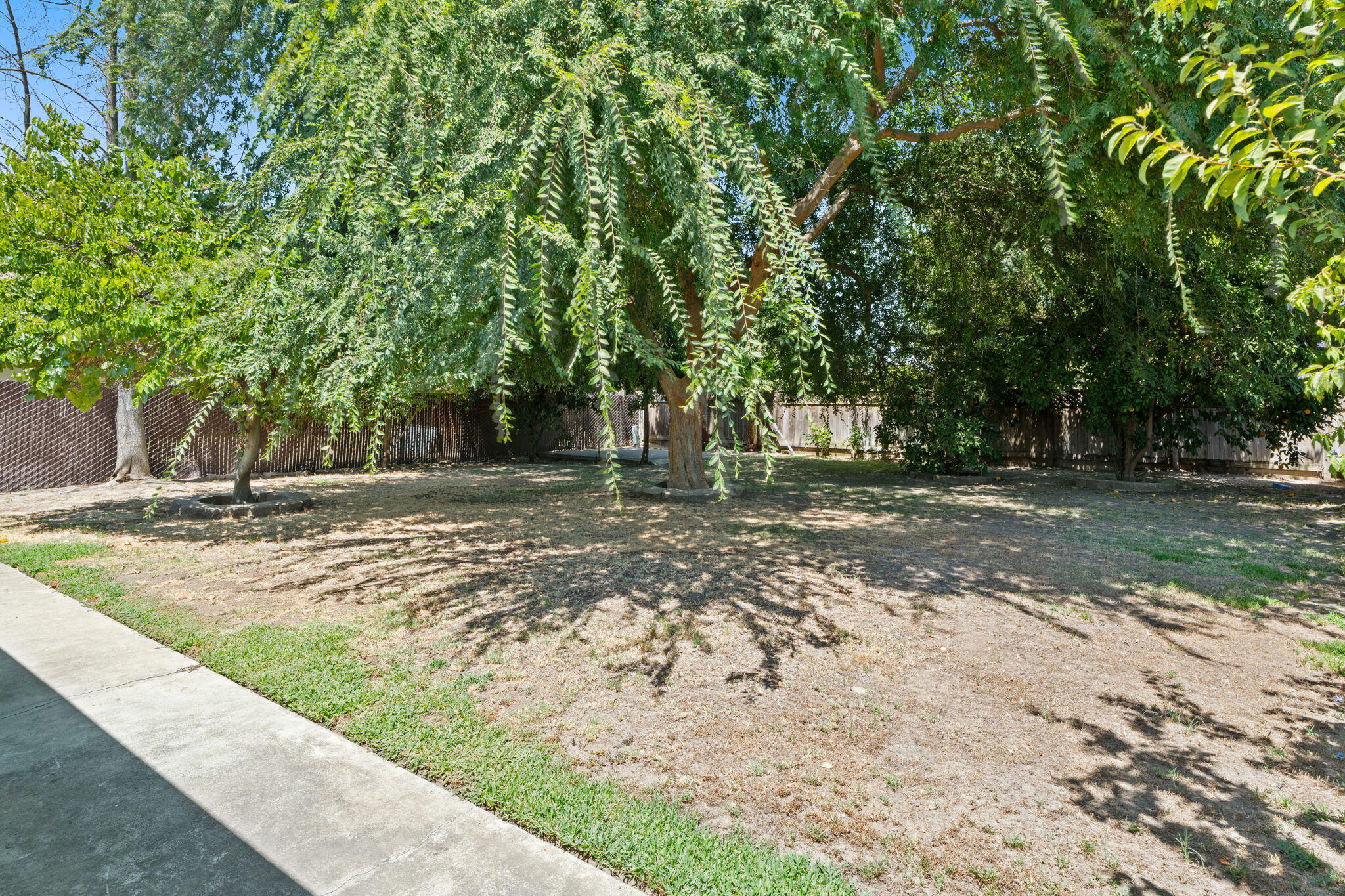 2212 Goldridge St, Selma, CA 93662