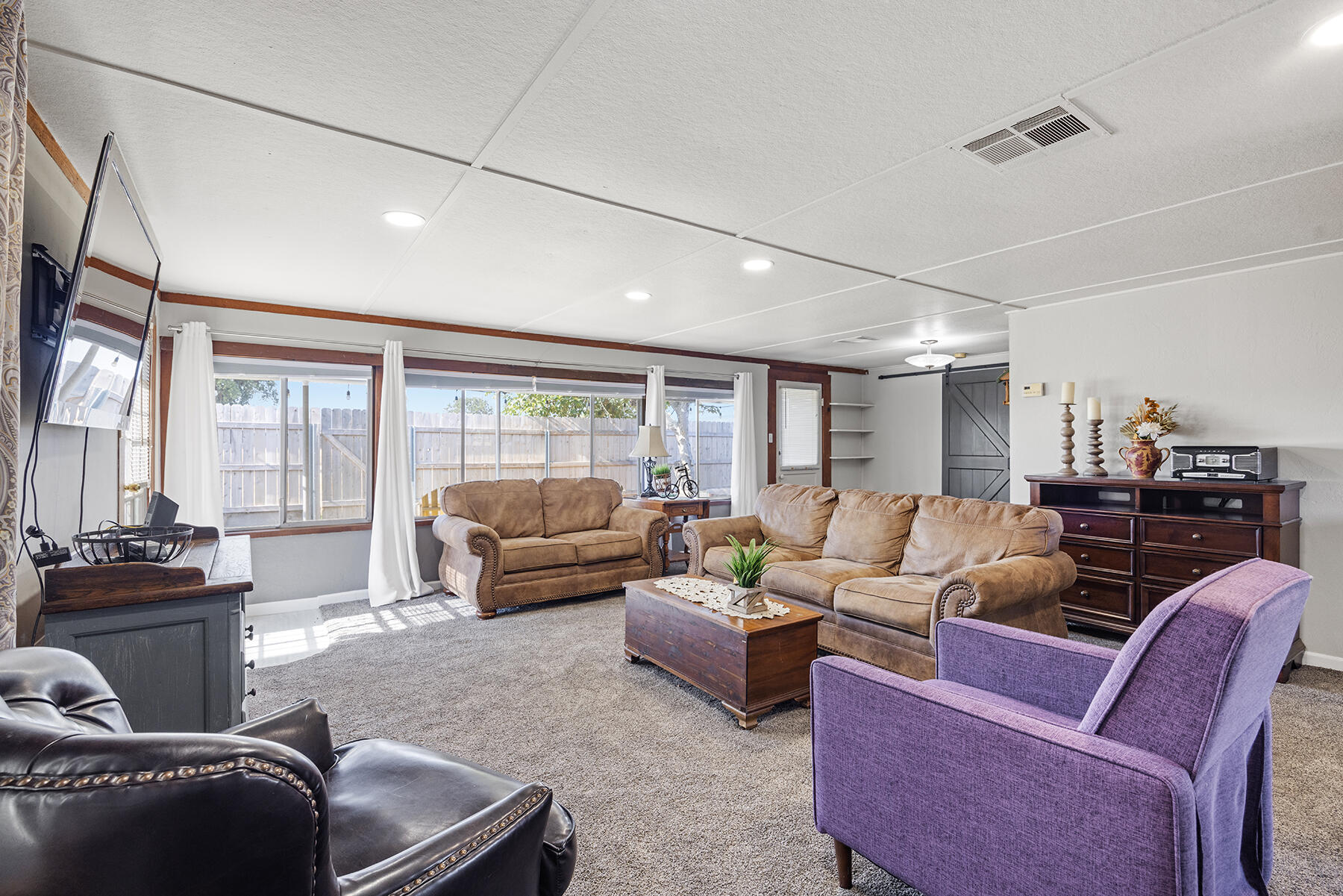 1240 E K Ave, Visalia, CA 93292