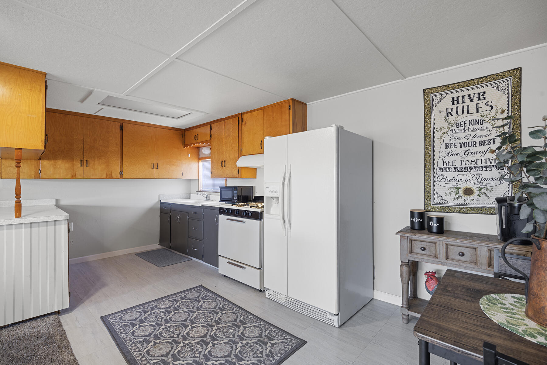 1240 E K Ave, Visalia, CA 93292