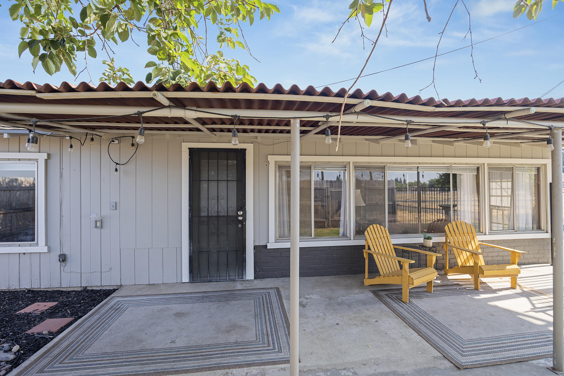 1240 E K Ave, Visalia, CA 93292