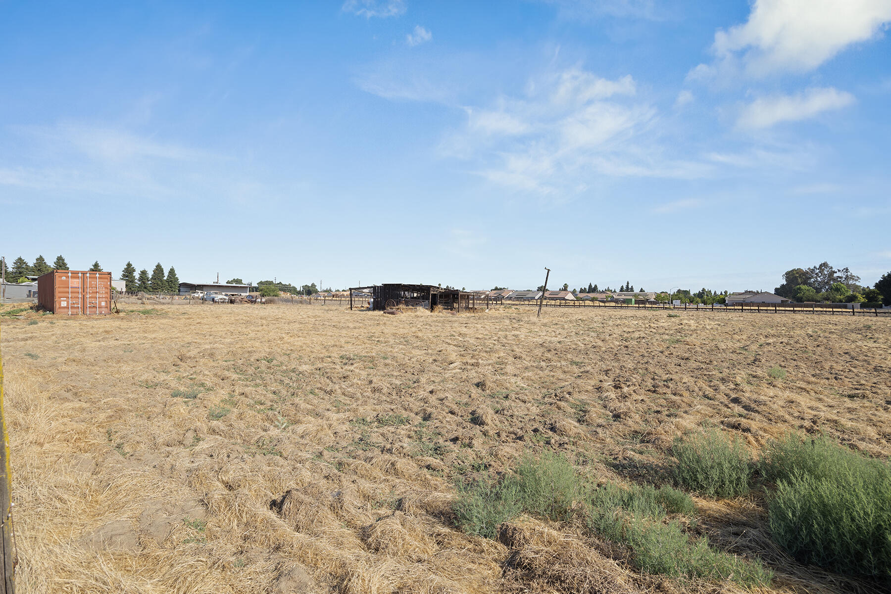 1240 E K Ave, Visalia, CA 93292