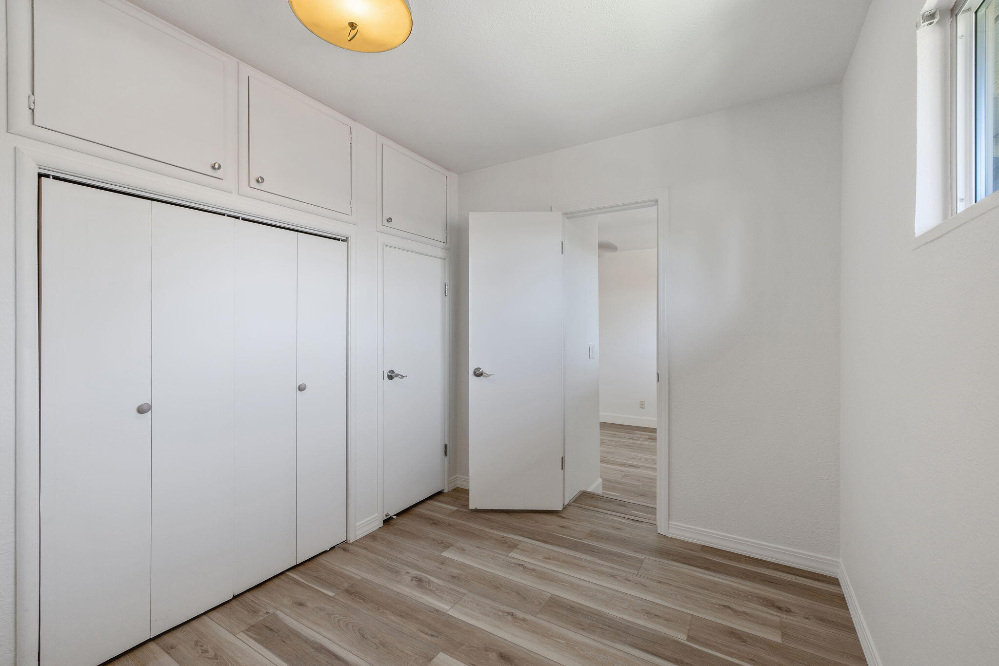 2423 S Locust St, Visalia, CA 93277