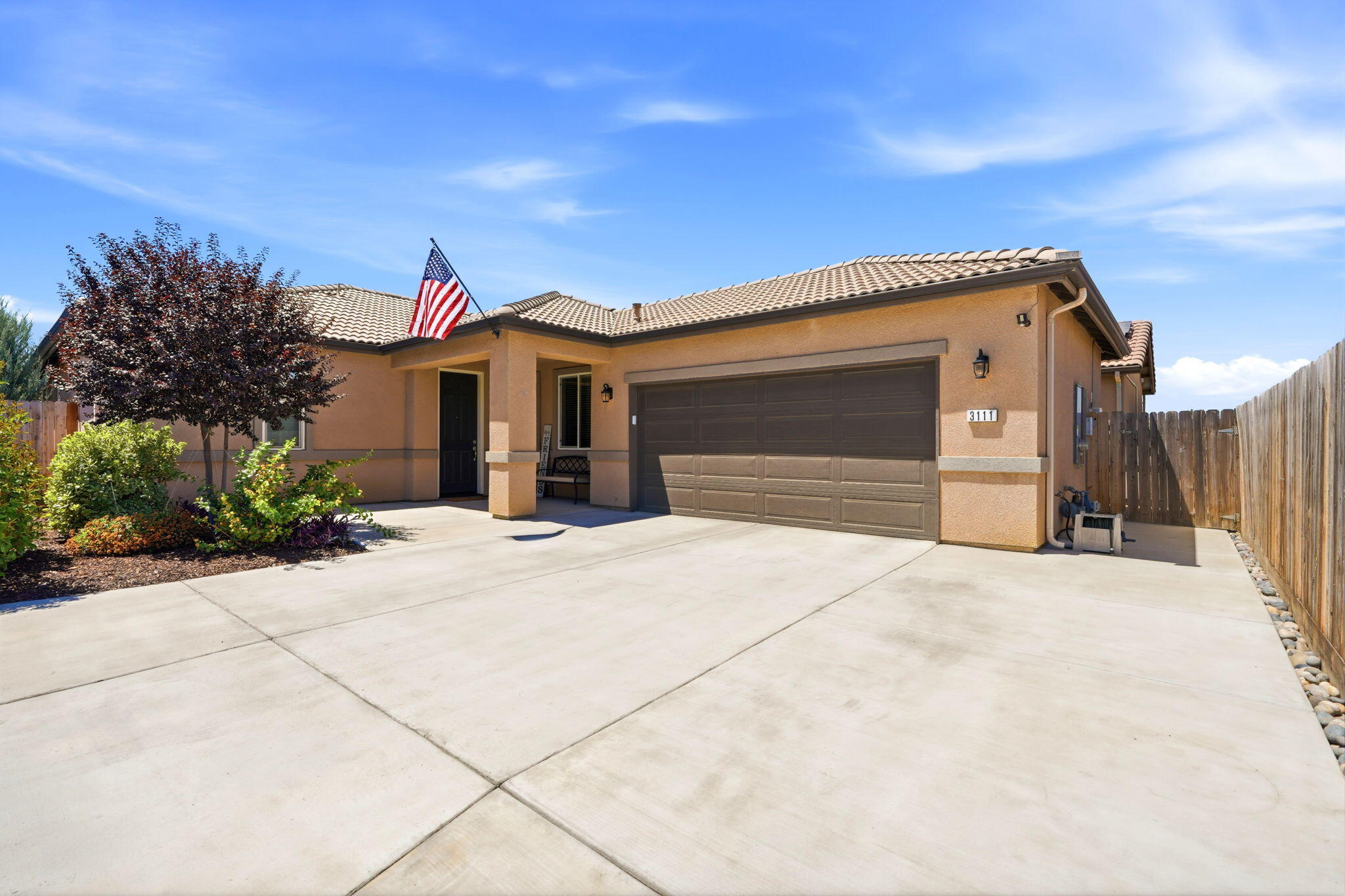 3111 Manchester St, Tulare, CA 93274