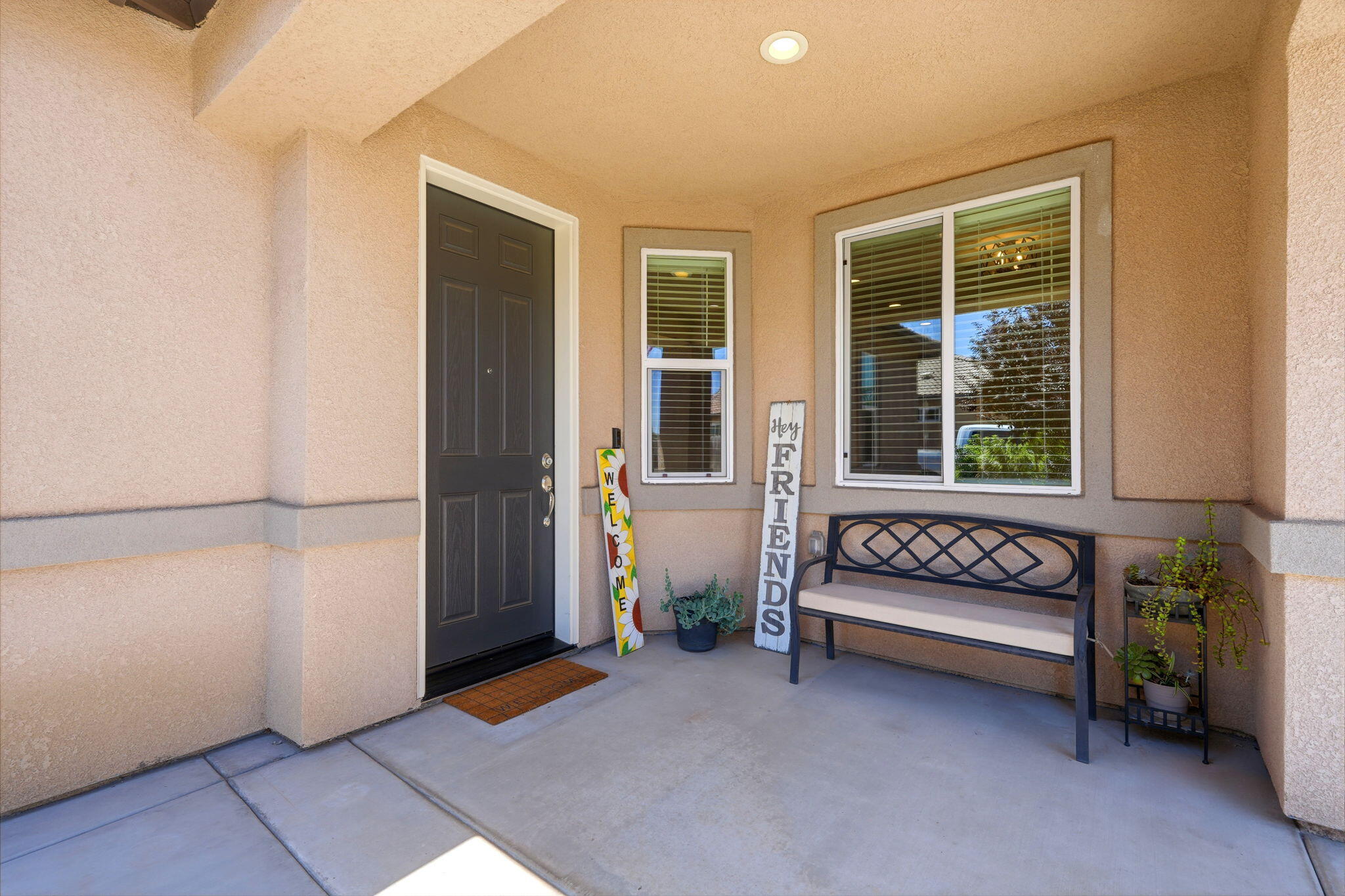 3111 Manchester St, Tulare, CA 93274