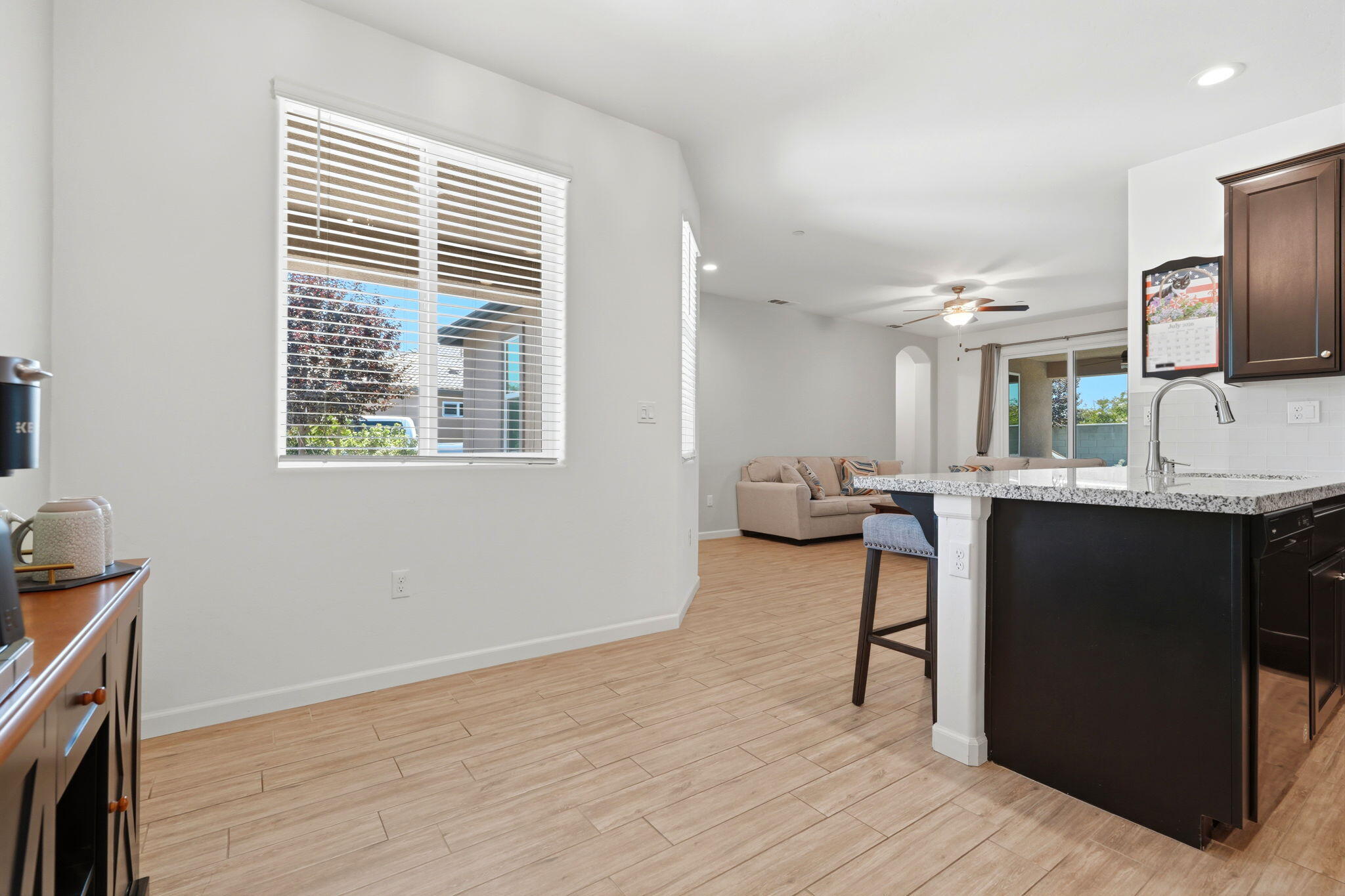 3111 Manchester St, Tulare, CA 93274