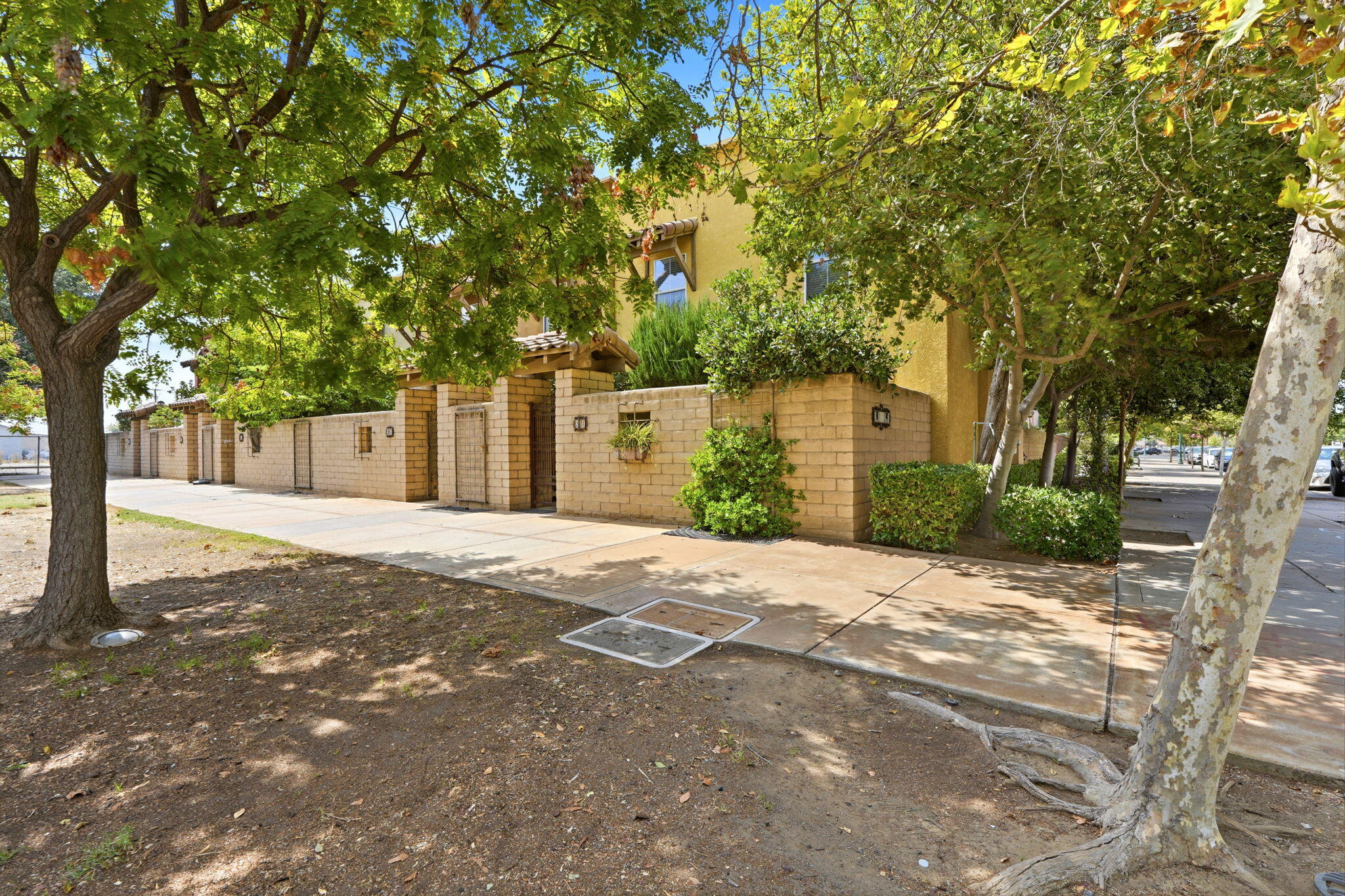 201 N Sweetbriar Ave, Lindsay, CA 93247
