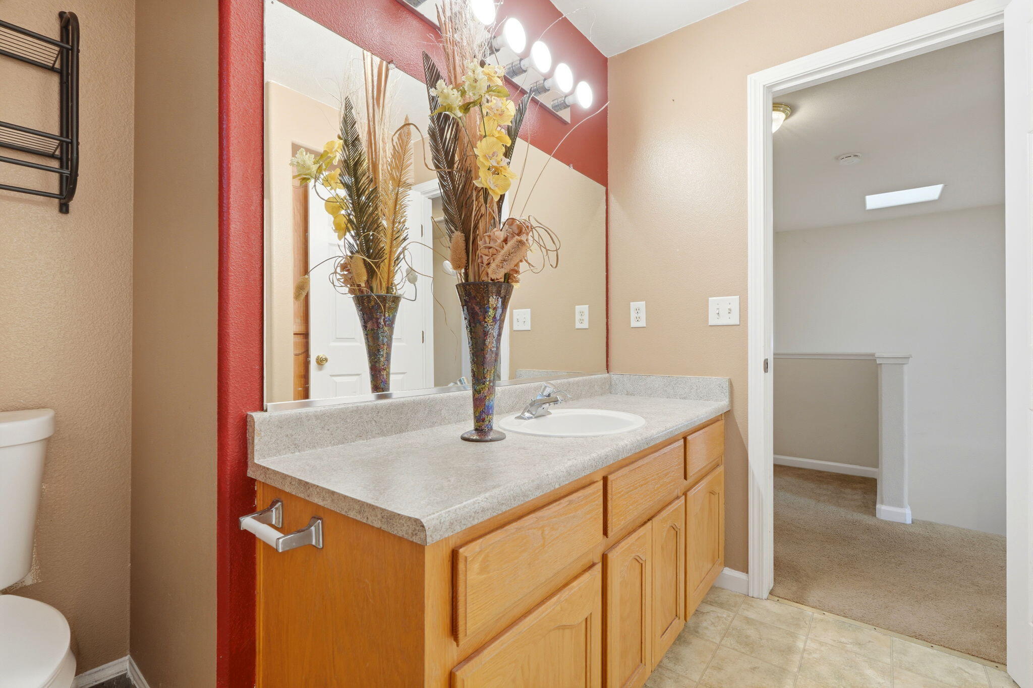 201 N Sweetbriar Ave, Lindsay, CA 93247
