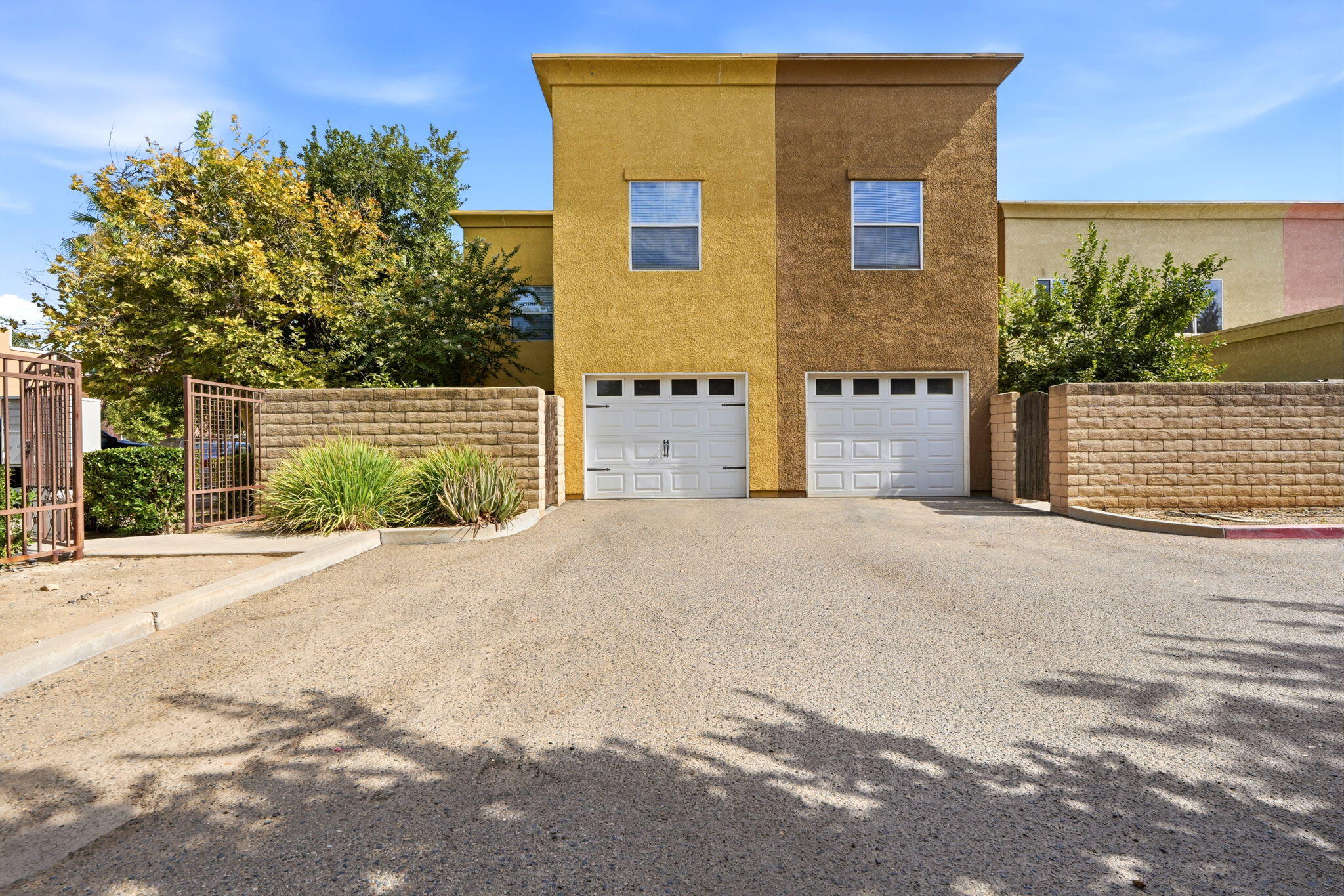 201 N Sweetbriar Ave, Lindsay, CA 93247