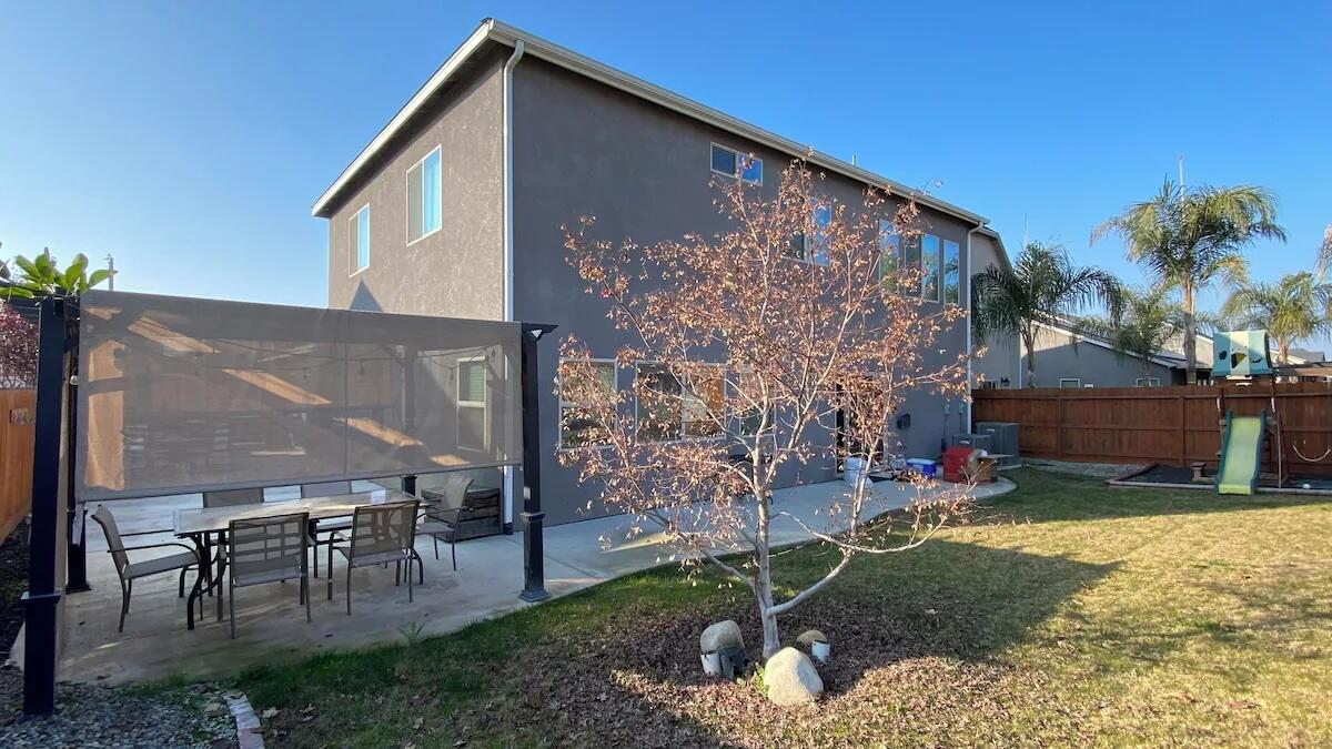 2260 N Shady St, Visalia, CA 93291