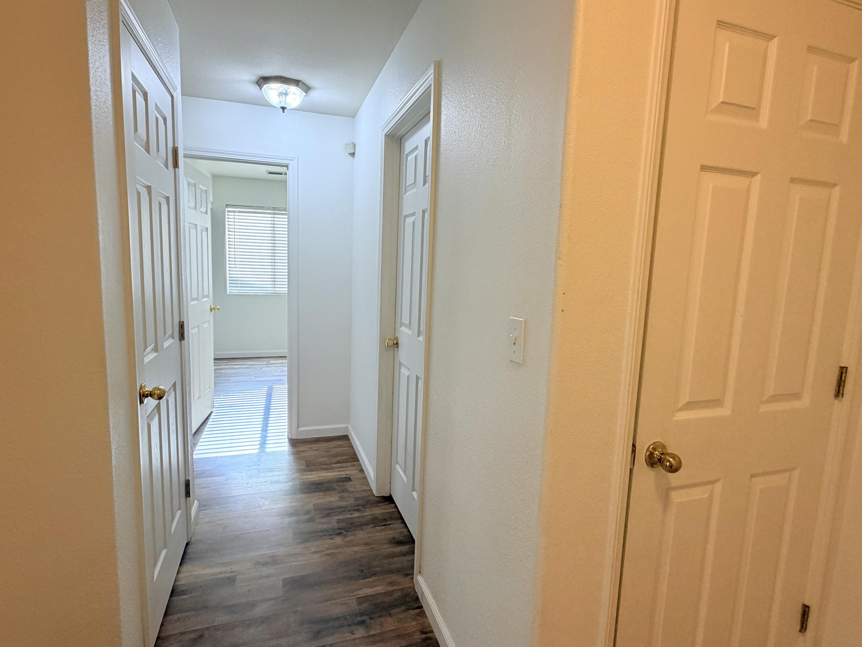 1914 Pioneer Ave, Porterville, CA 93257